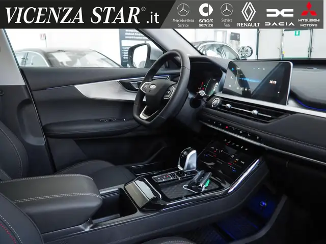 DR Automobiles DR6.0 view 8