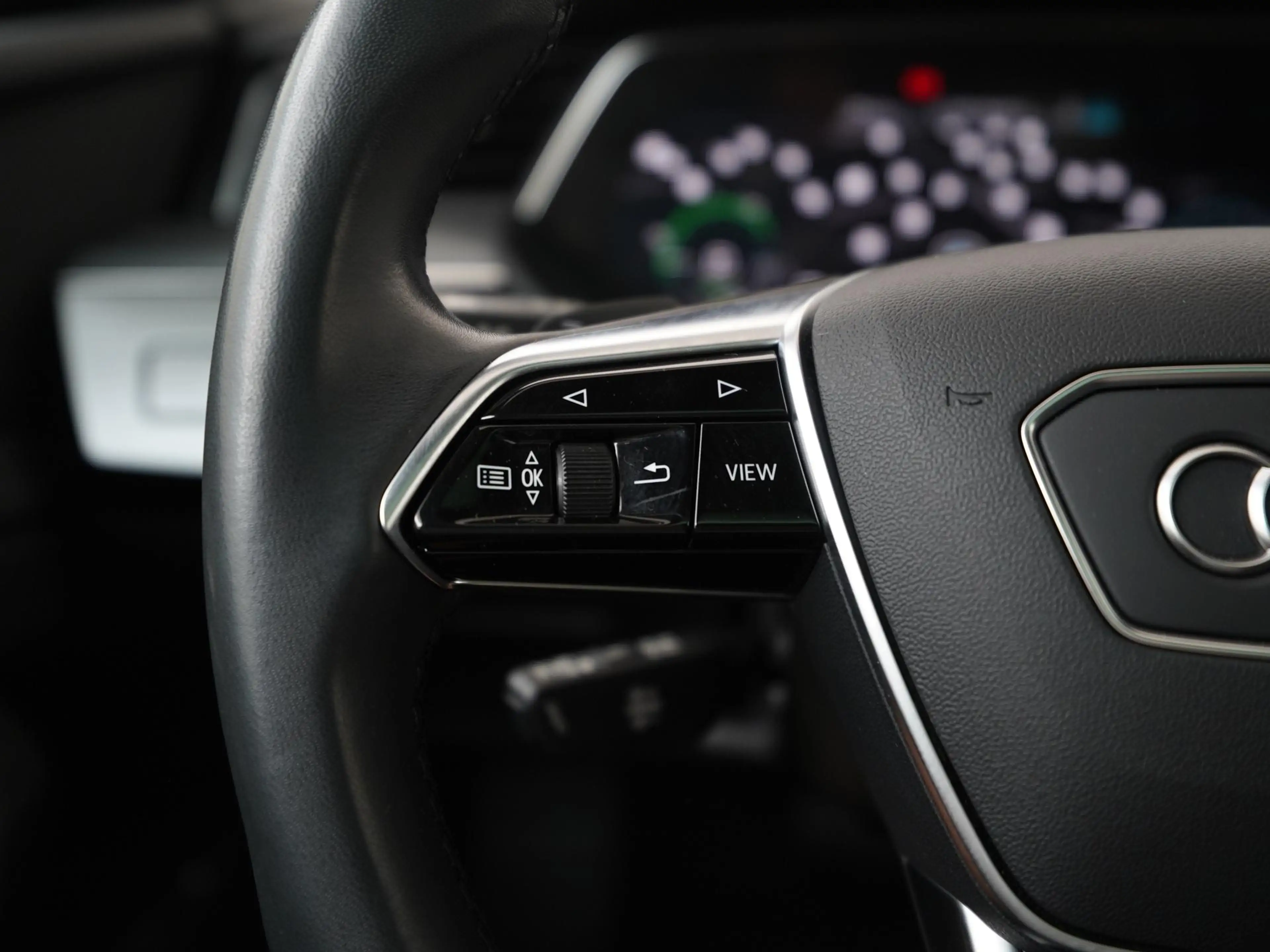 Audi e-tron 55 quattro S-Line Shadow Look 95 kWh | Trekhaak | — photo 7