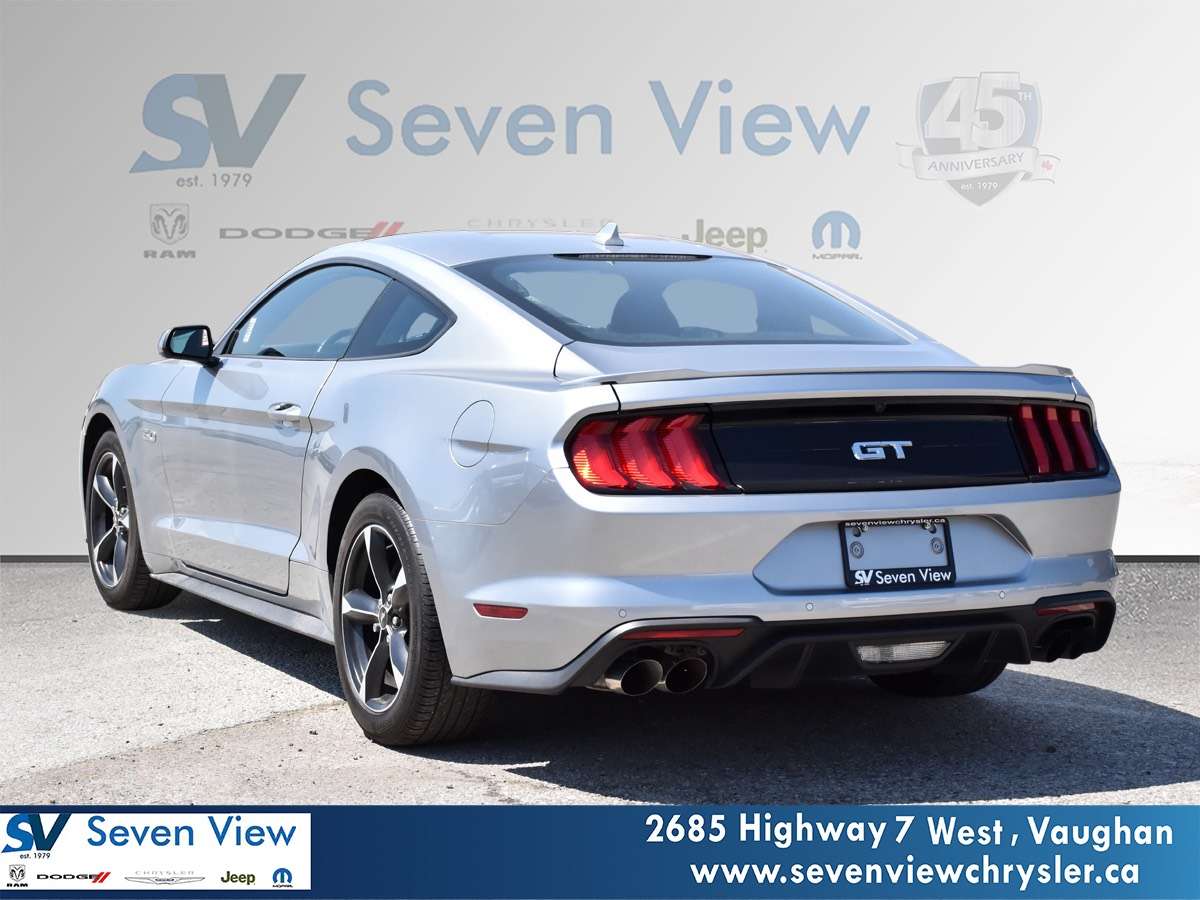 2022 Ford Mustang