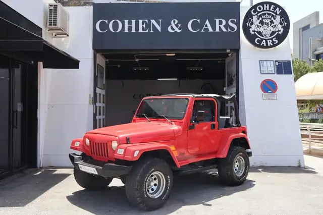 Jeep Wrangler main image
