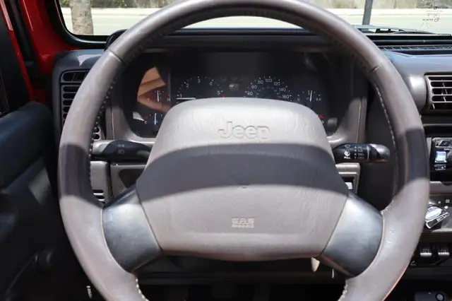 Jeep Wrangler view 15