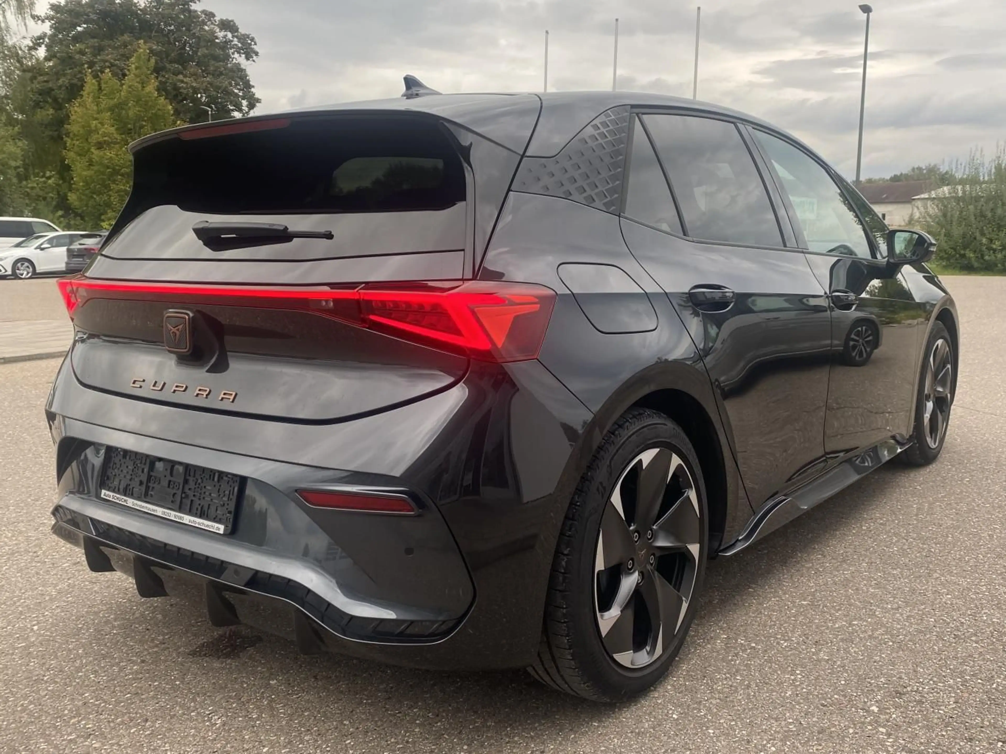 CUPRA Born e-Boost 170 kW PANORAMA+SUPERSPORTLENKRAD+3 — photo 6