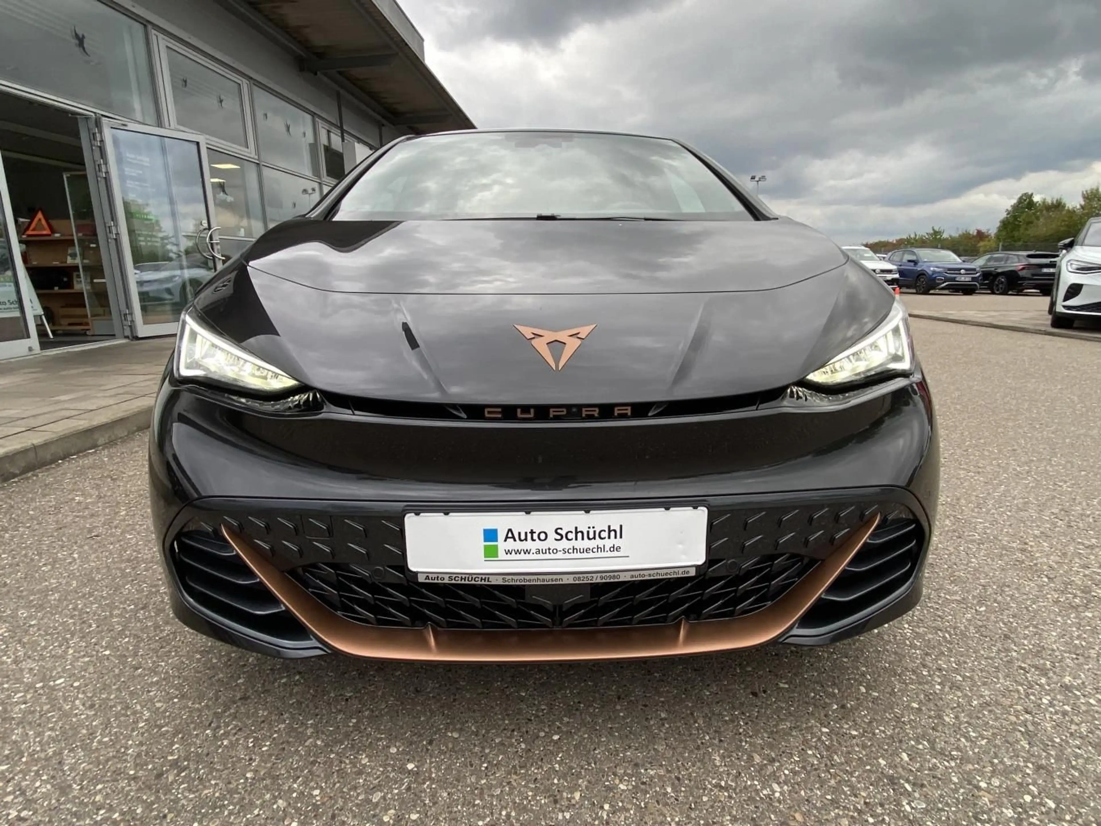 CUPRA Born e-Boost 170 kW PANORAMA+SUPERSPORTLENKRAD+3 — photo 8