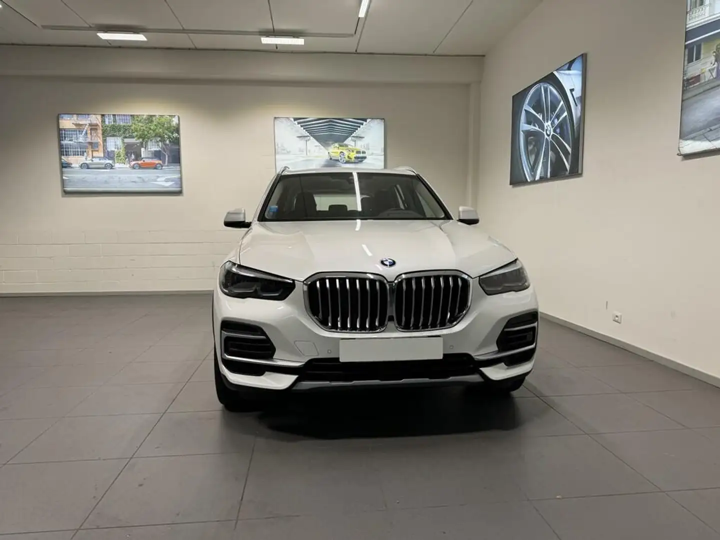 BMW X5 xdrive30d mhev 48V xLine auto Bianco - 1