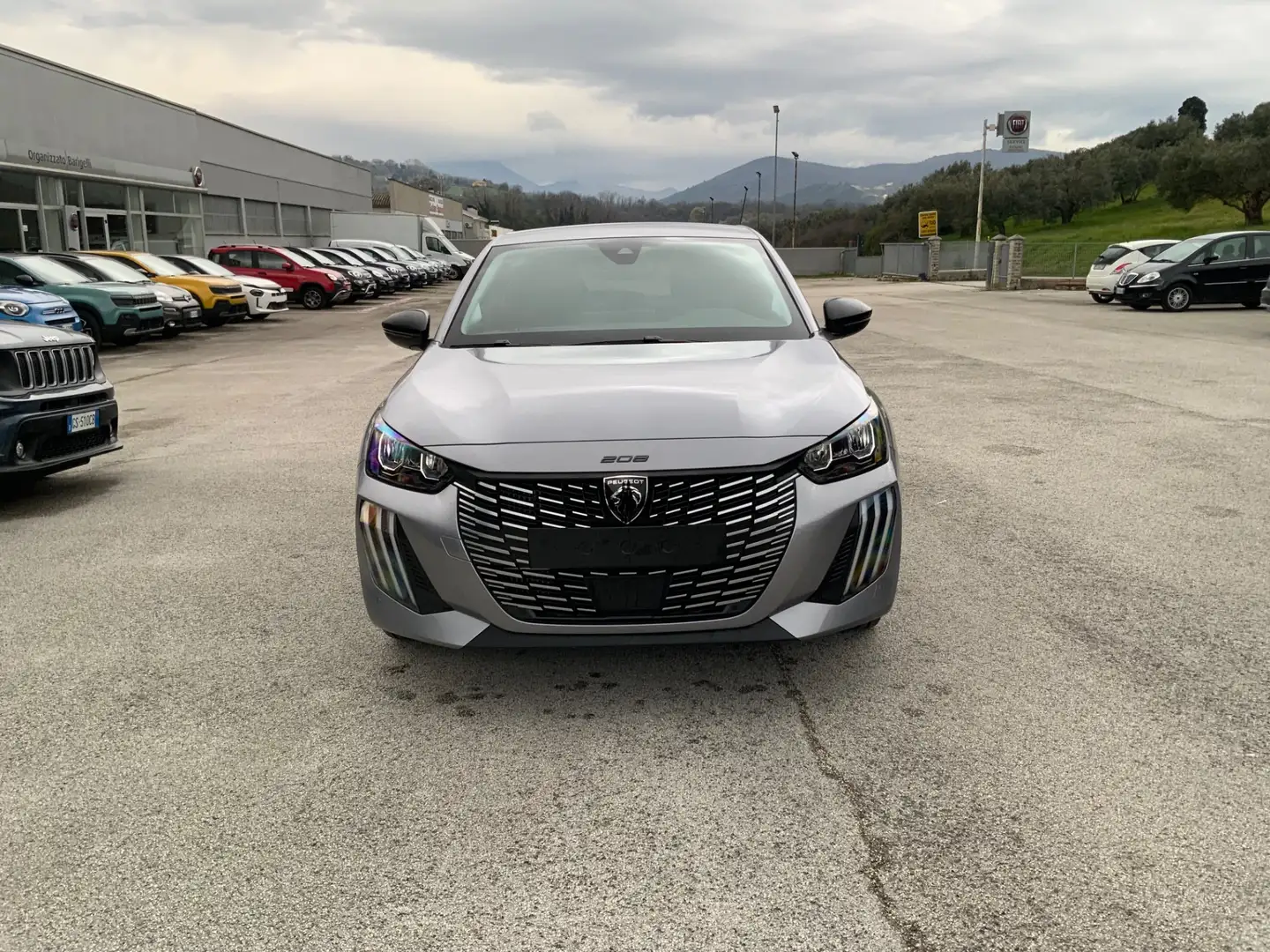 Peugeot 208 Hybrid 100 e-DCS6 Allure Argento - 2