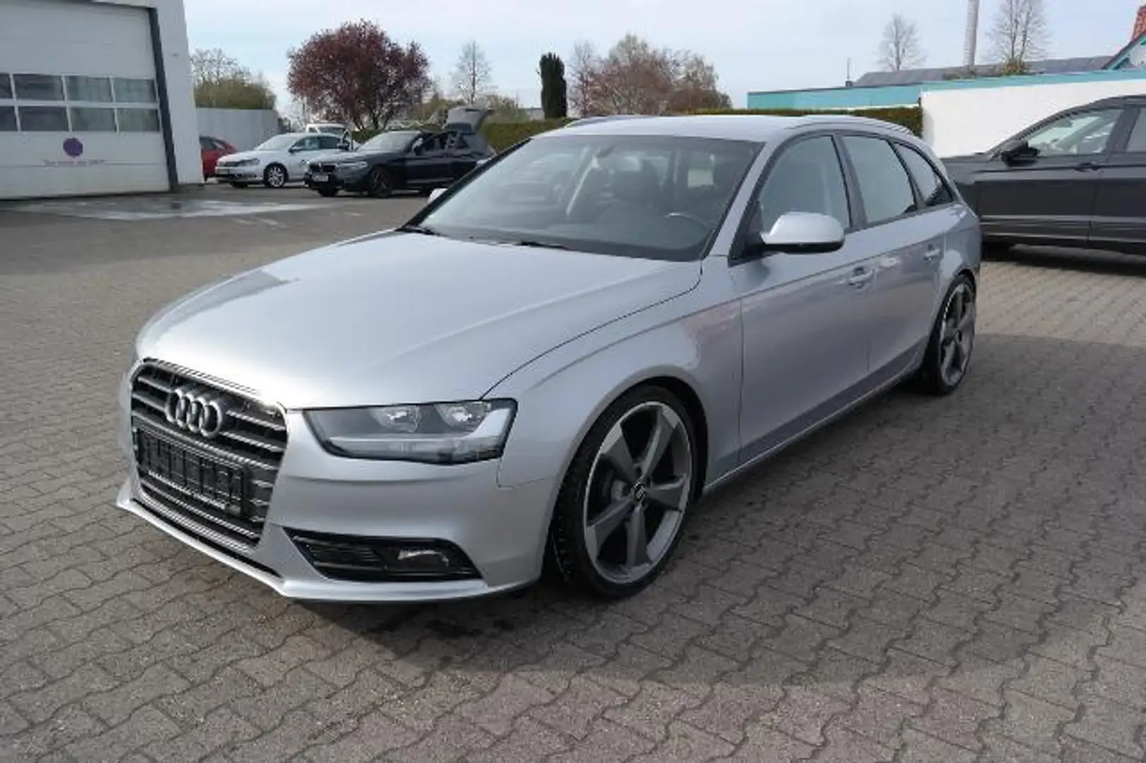 Audi A4 2.0 TDI DPF clean diesel Avant Argent - 1