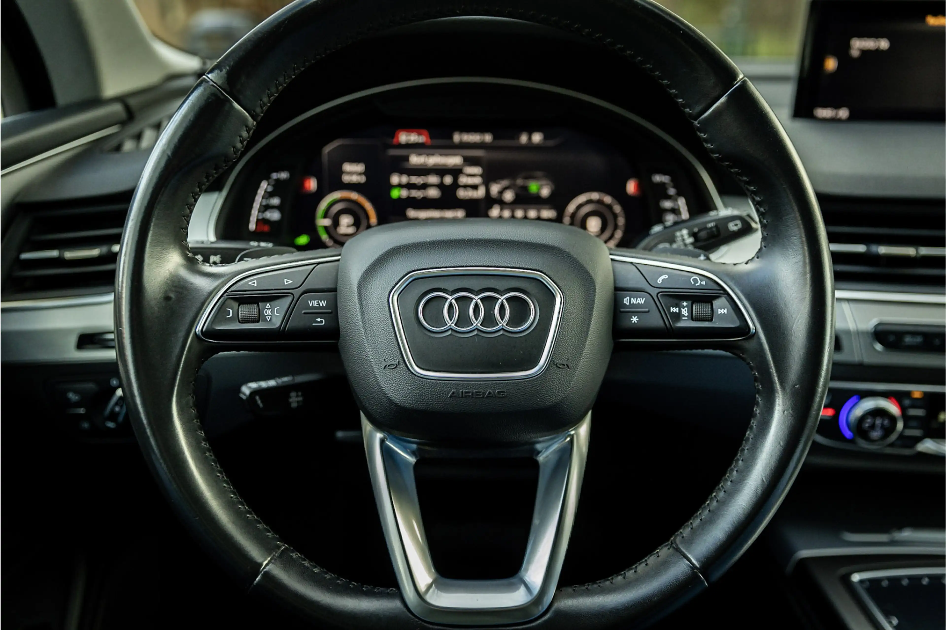 Audi Q7 e-tron 3.0 TDI Quattro Panorama Luchtvering — photo 9