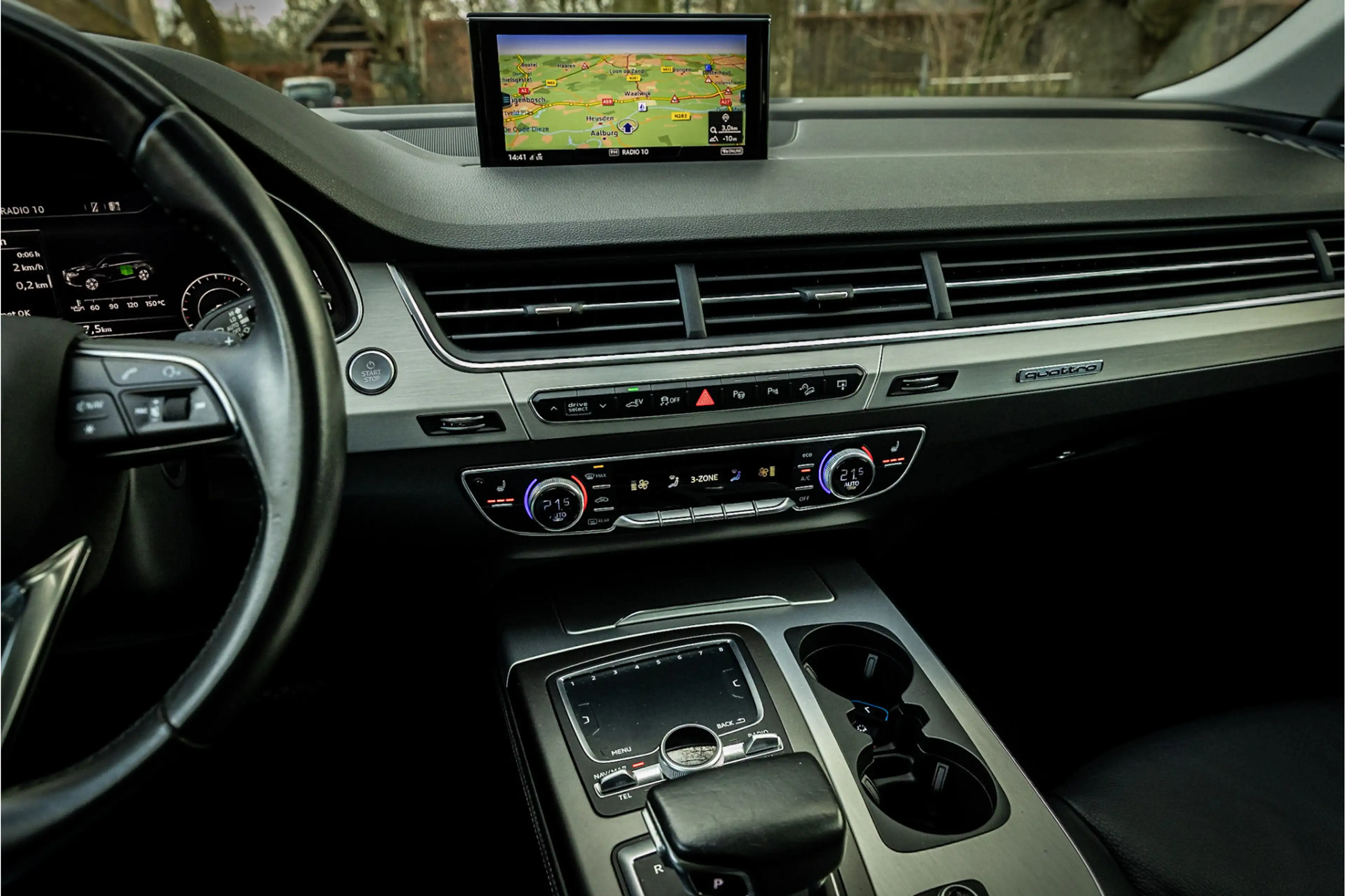 Audi Q7 e-tron 3.0 TDI Quattro Panorama Luchtvering — photo 10