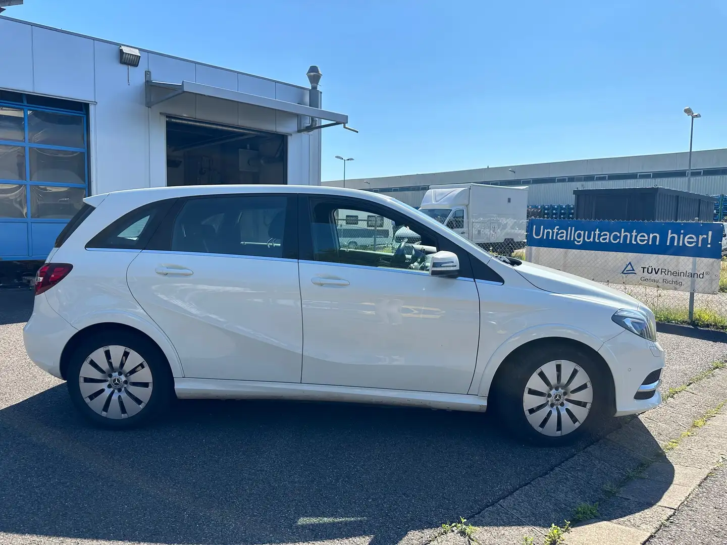 Mercedes-Benz B Electric Drive B (Electric Drive) 250 e Weiß - 2
