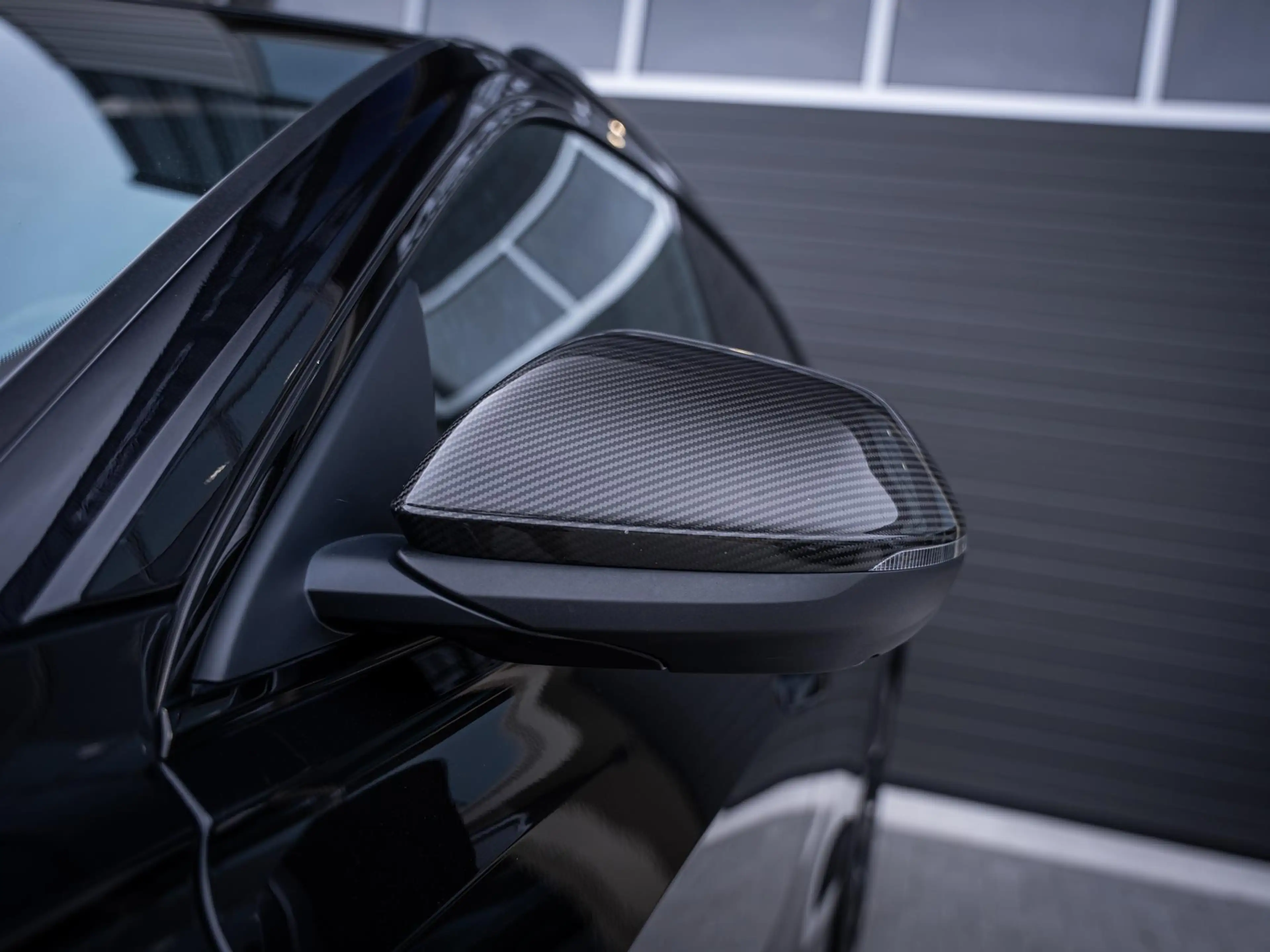 Audi RS Q8 RSQ8 4.0 TFSI quattro - Performance l Carbon Pack — photo 11