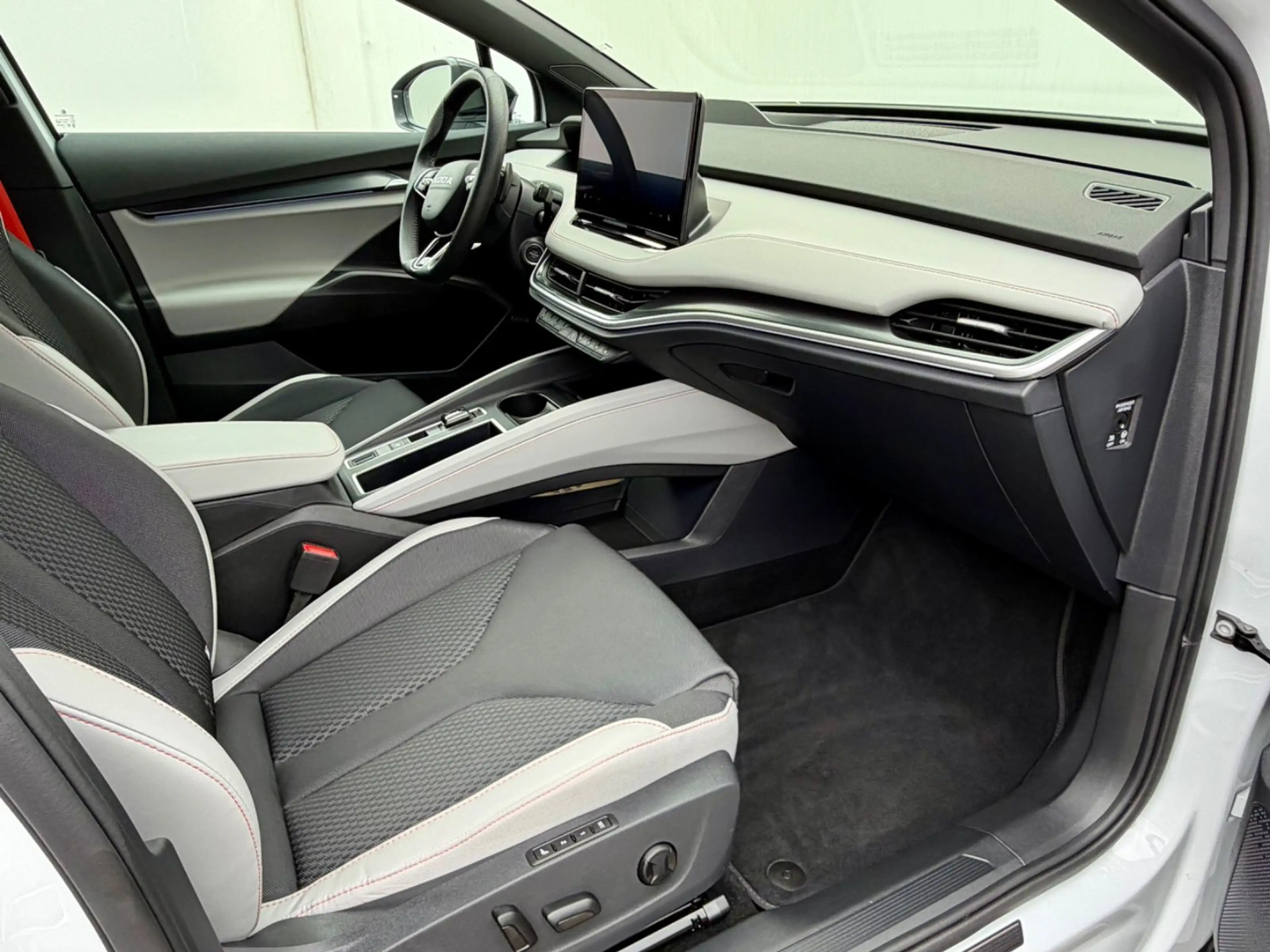 Skoda Elroq 85 First Edition *MAXX*WÄRMEPUMPE*AHK* — photo 13