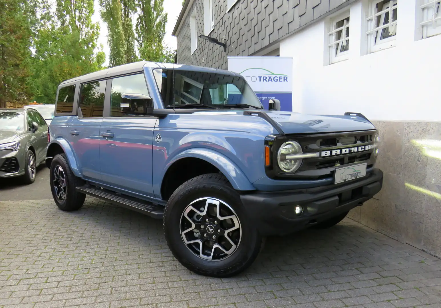 Ford Bronco Outer Banks 4x4 / Navi, LED, 360° Grau - 1
