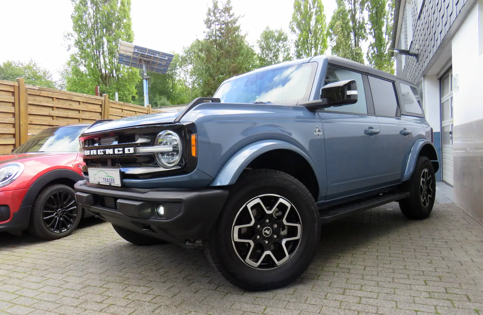Ford Bronco Outer Banks 4x4 / Navi, LED, 360° Grau - 2