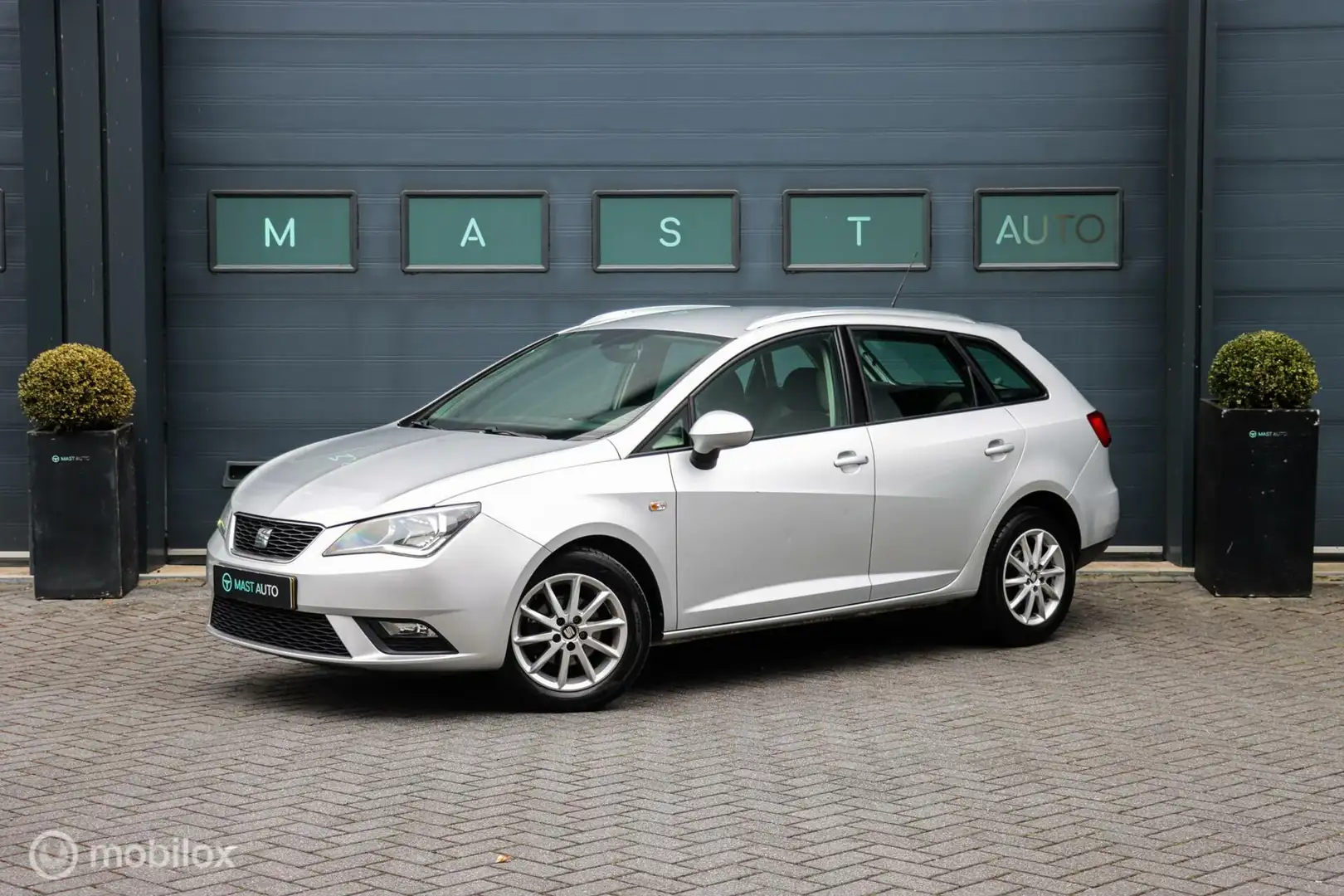 SEAT Ibiza ST 1.0 EcoTSI Style Connect|Apple Carplay|Navi|Par Grijs - 1