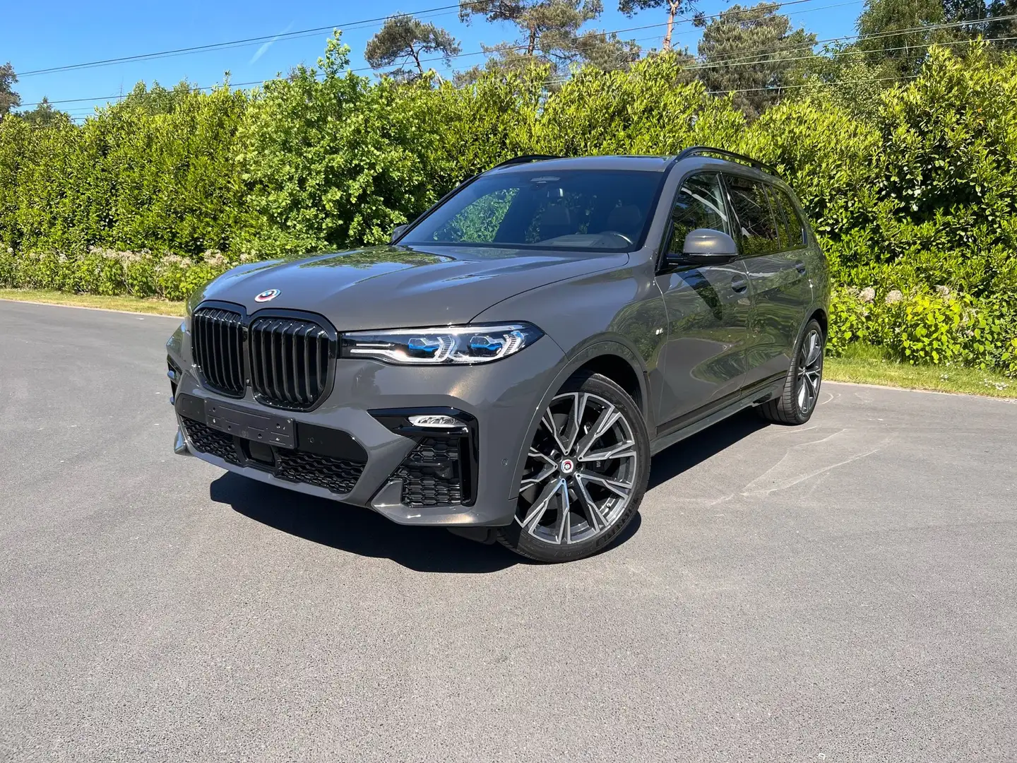 BMW X7 xDrive40d *M pakket* *7 zitplaatsen*BTW WAGEN* Gris - 1