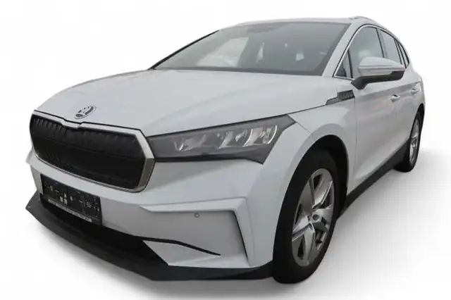 Skoda Enyaq 80 Loft 82 kWh Kamera/ACC/AHK/LED/Navi