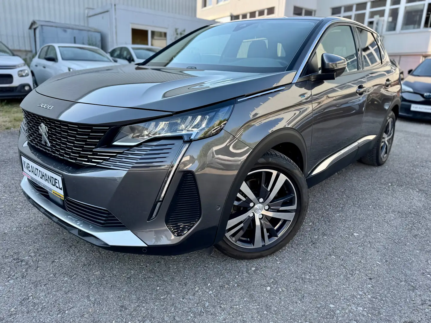 Peugeot 3008 Hybrid 225 Allure, Teilleder Navi Kamera Grijs - 1