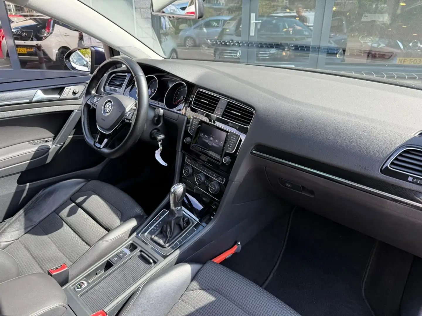 Volkswagen Golf 1.4 TSI 5Drs Highline Automaat leer Nap Azul - 2