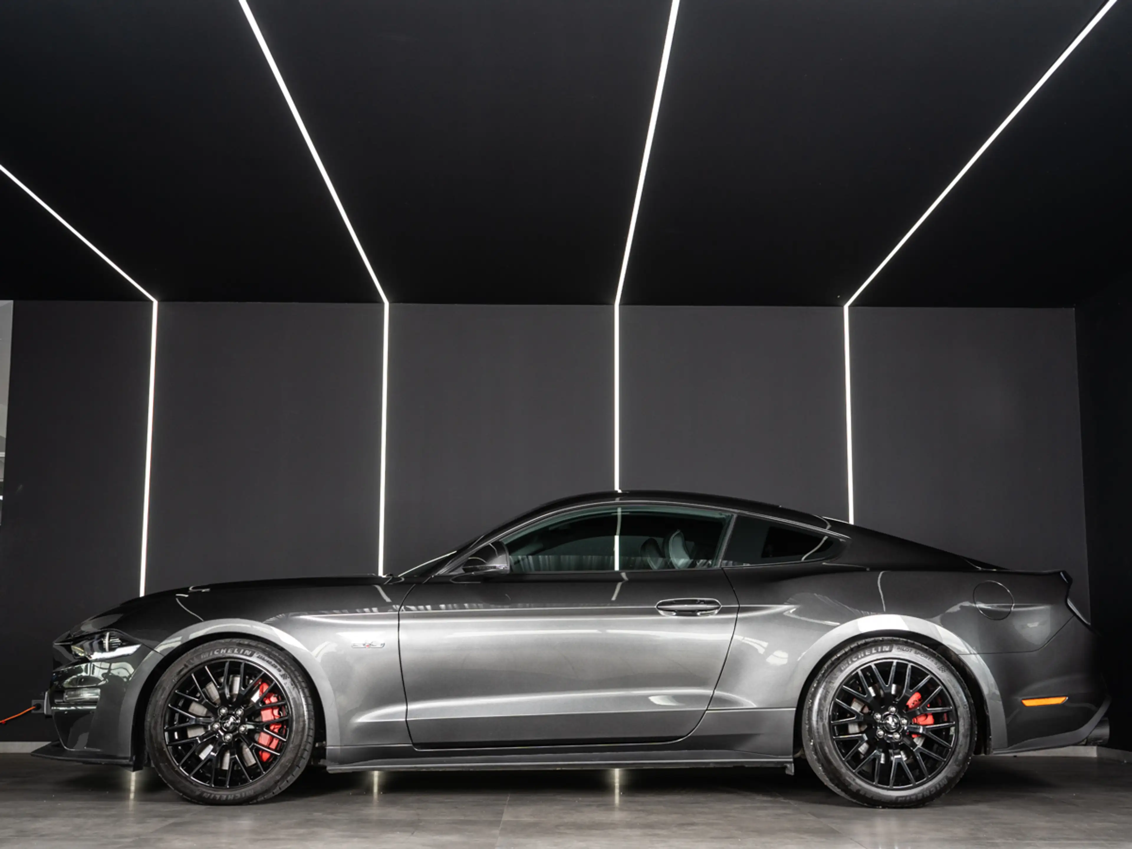 Ford Mustang GT 5.0 Ti-VCT V8 Fastback  *MAGNERIDE* — photo 6