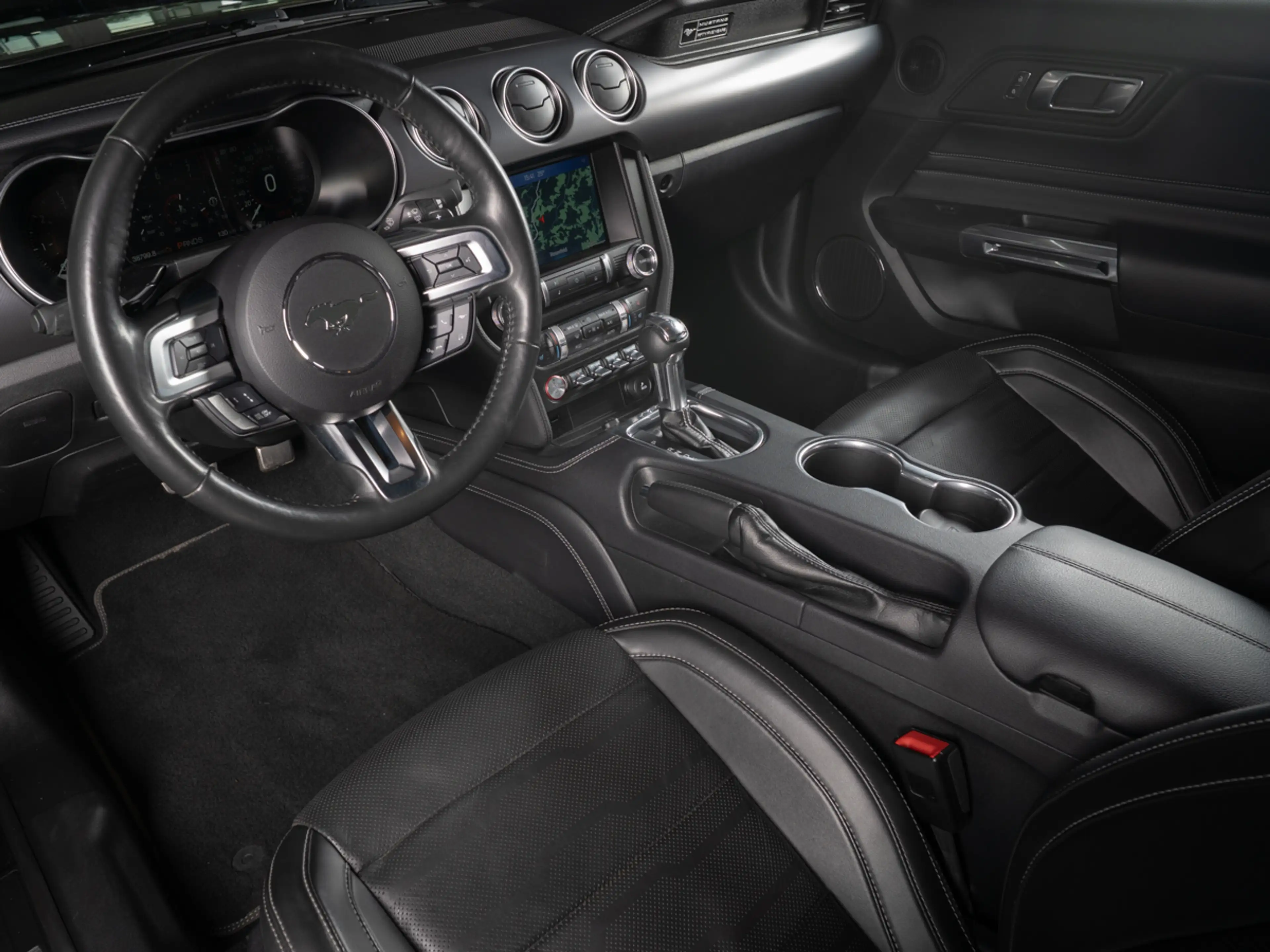 Ford Mustang GT 5.0 Ti-VCT V8 Fastback  *MAGNERIDE* — photo 9