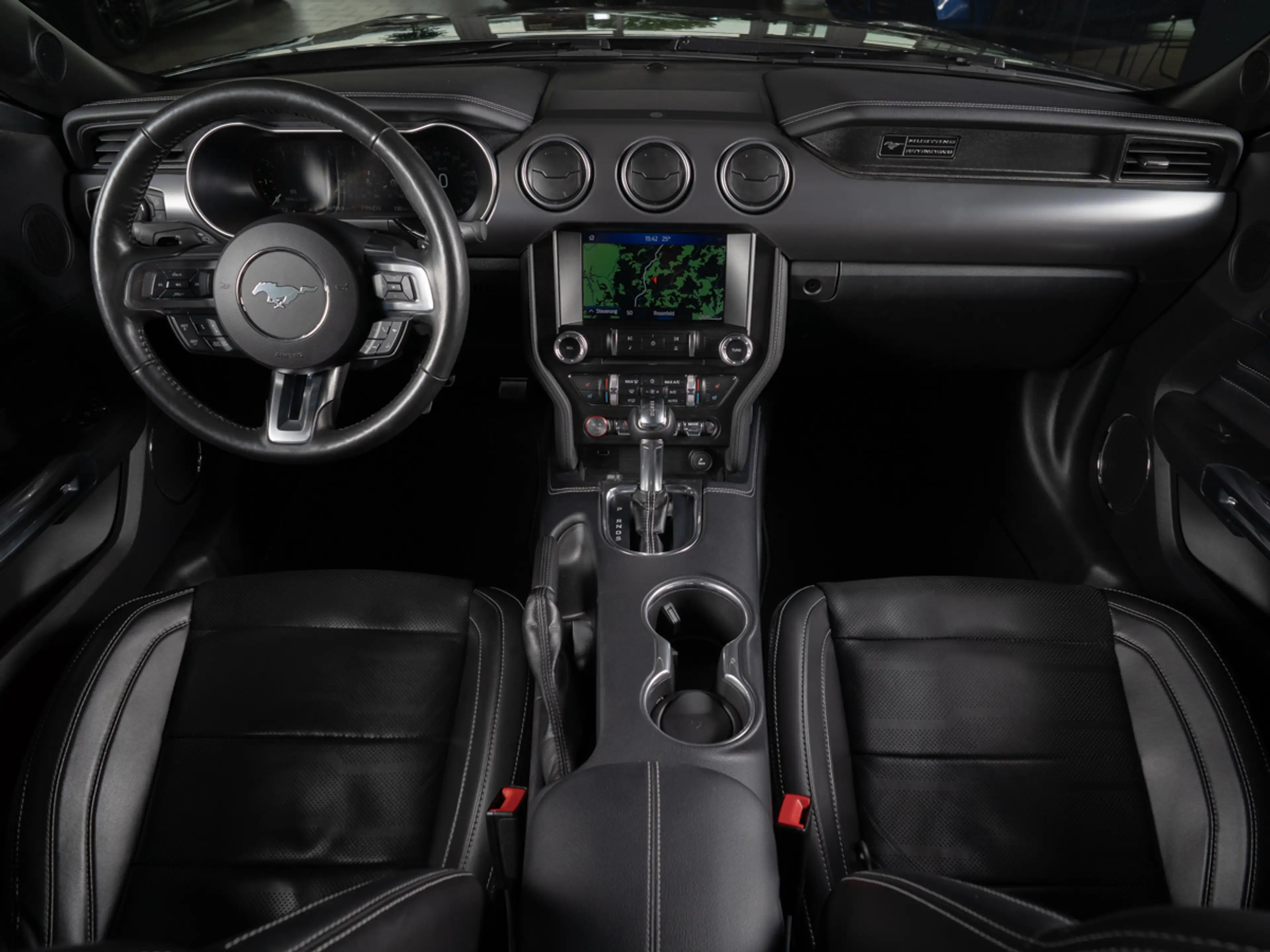 Ford Mustang GT 5.0 Ti-VCT V8 Fastback  *MAGNERIDE* — photo 12