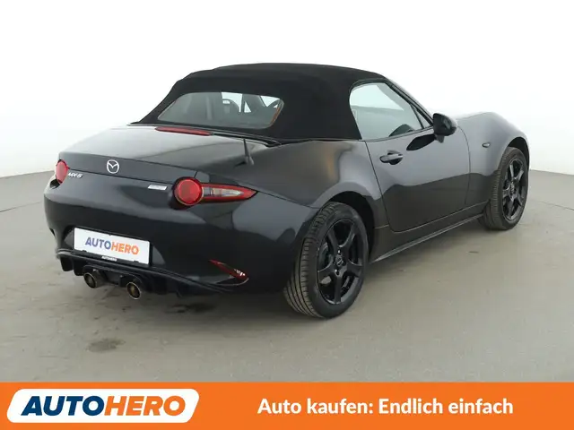 Mazda MX-5 view 6