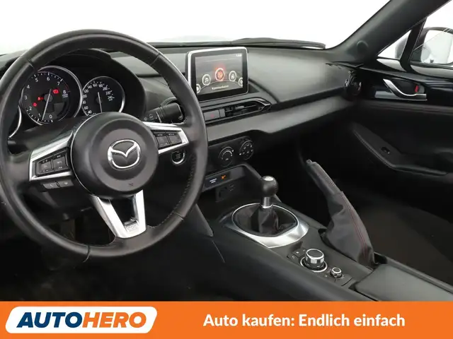 Mazda MX-5 view 11
