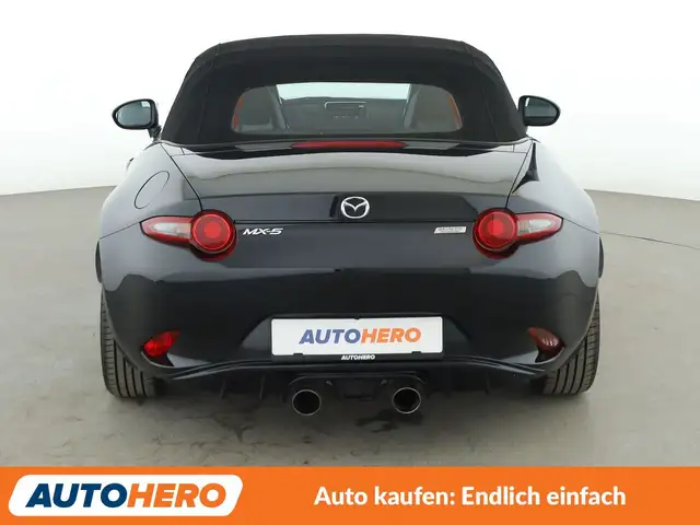 Mazda MX-5 view 5