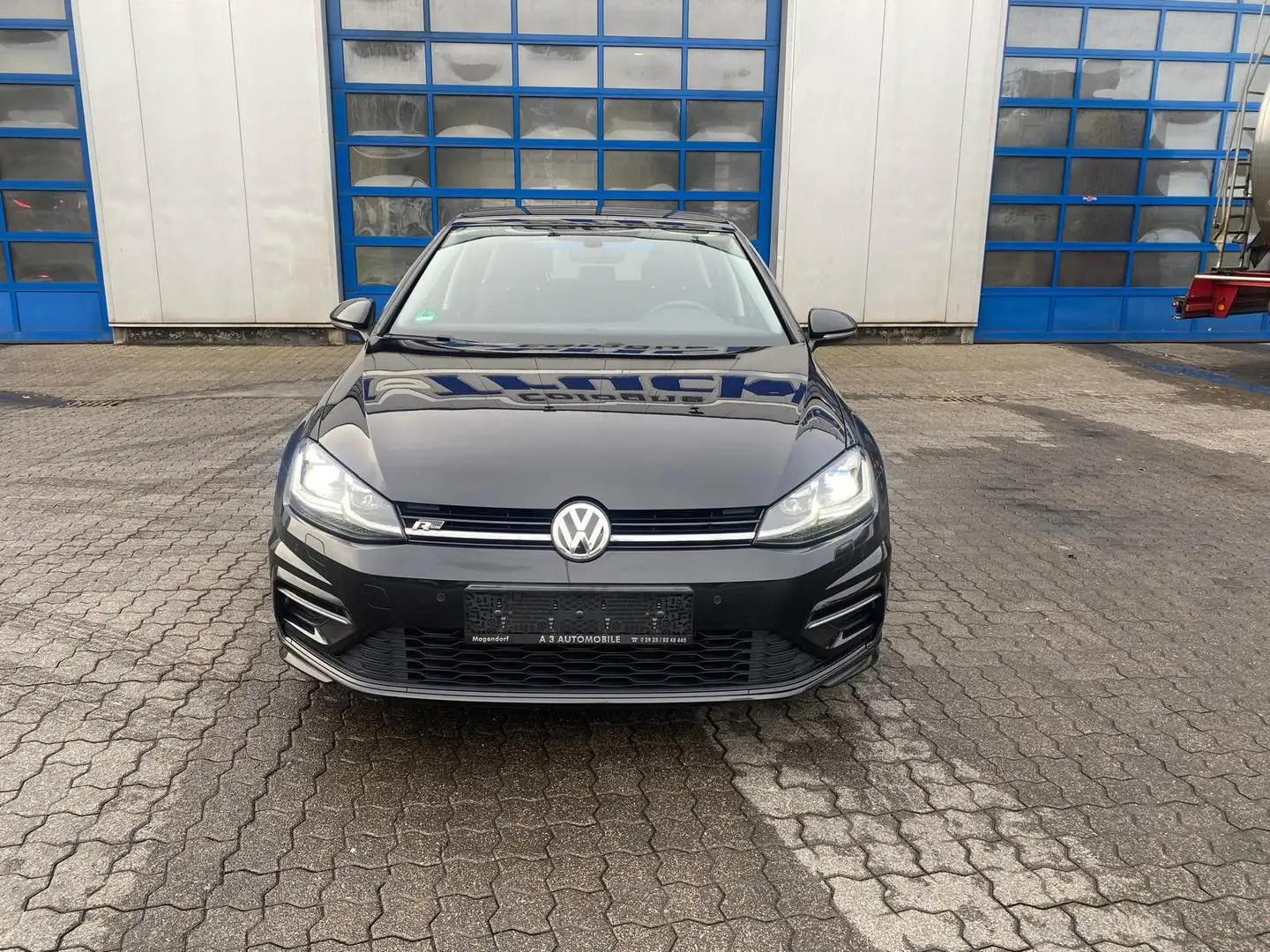 Volkswagen Golf VII Lim. Comfort - R LINE SPORT - Noir - 2