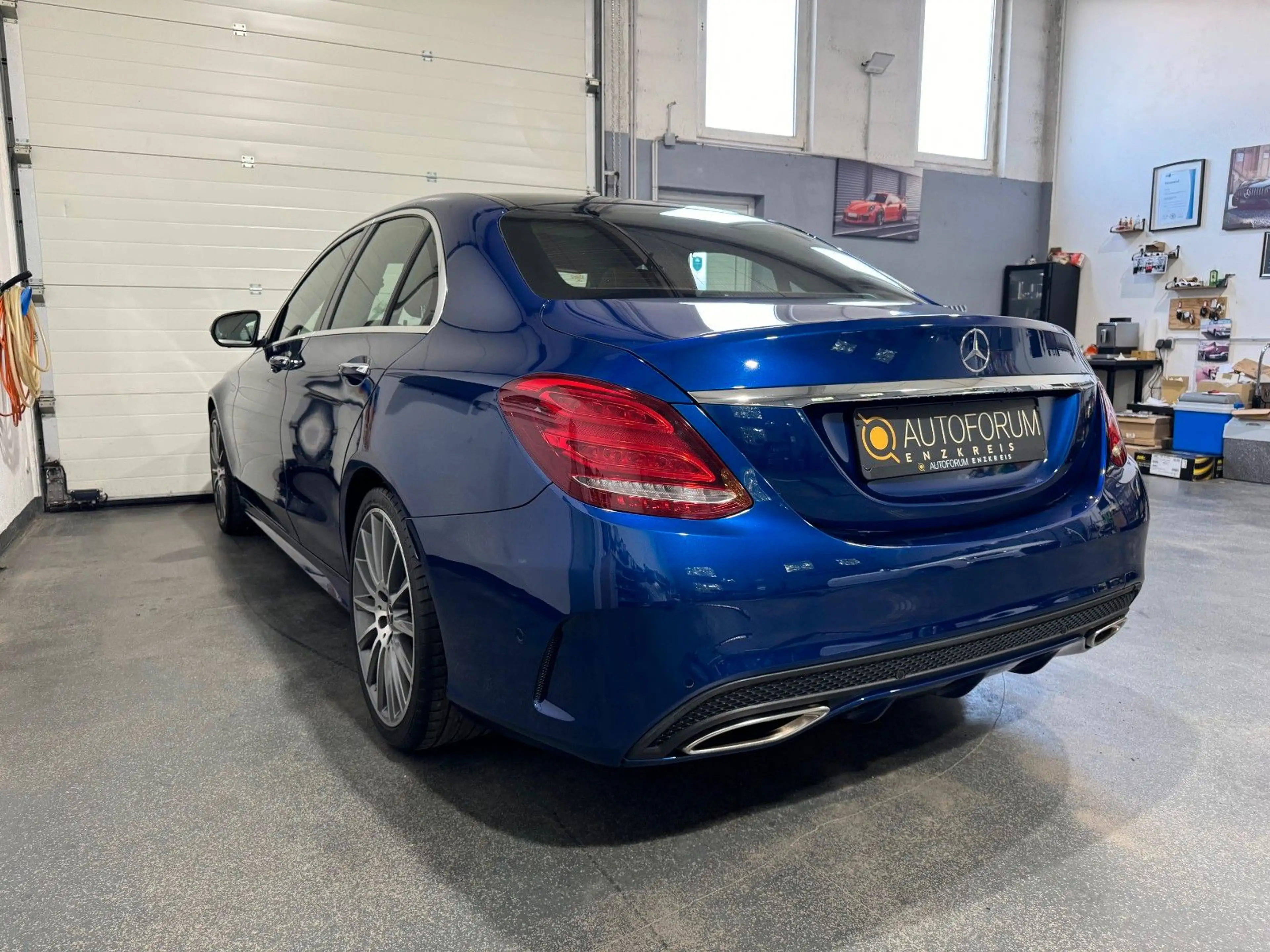 Mercedes-Benz C 250 AMG-LINE *PANO*DESIGNO*360-KAMERA*SHZ*PDC* — photo 7