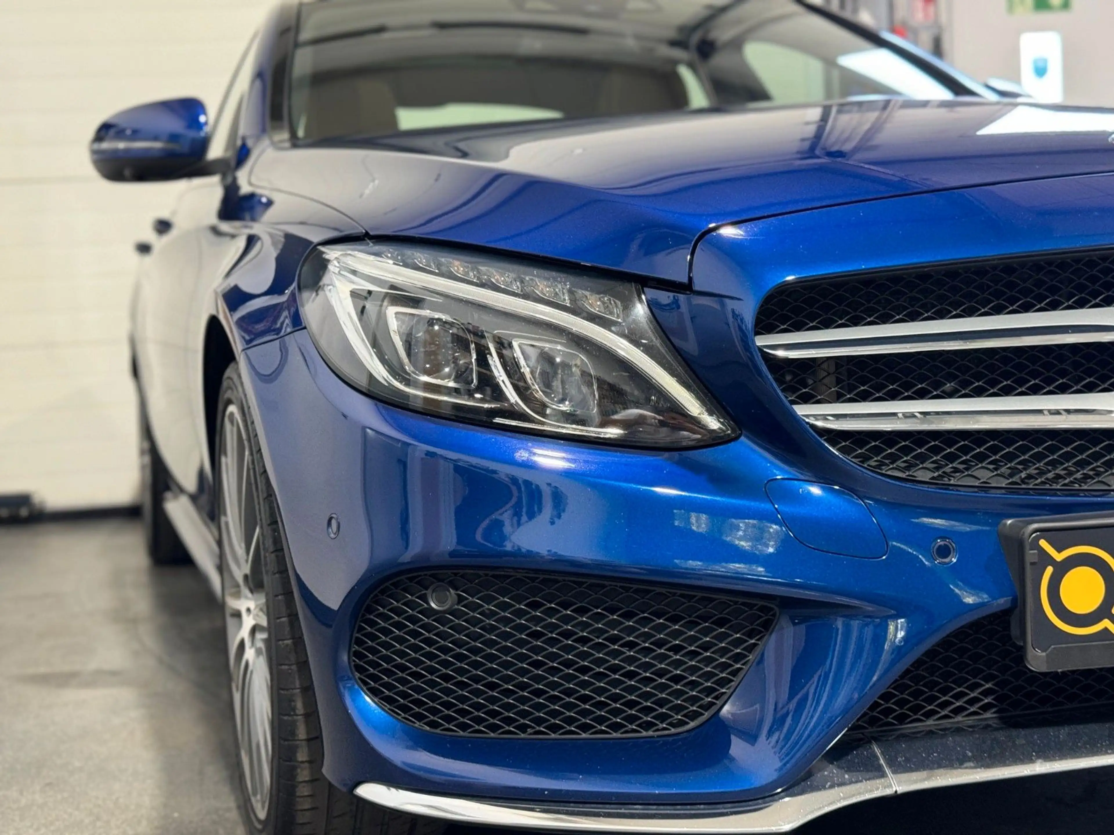Mercedes-Benz C 250 AMG-LINE *PANO*DESIGNO*360-KAMERA*SHZ*PDC* — photo 3