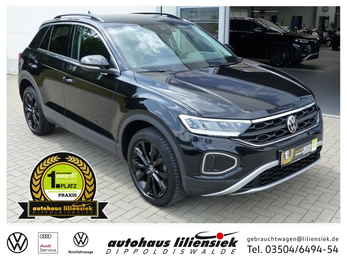 Volkswagen T-Roc 1.5 TSI DSG Life *AHK*LED*PDC* Schwarz - 1