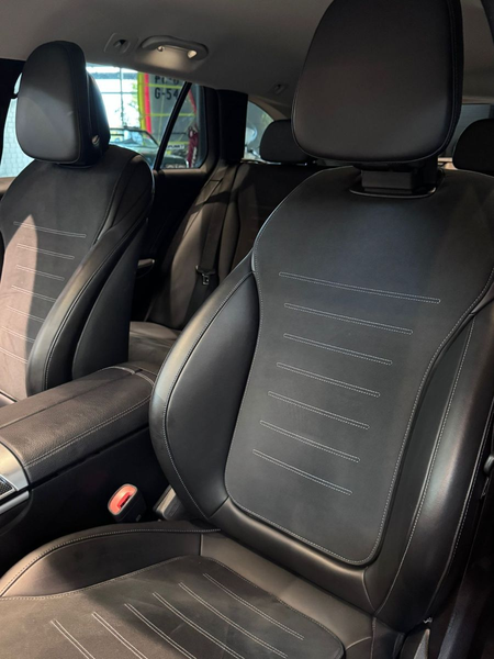 Mercedes-Benz C 220 d T 9G AMG Keyless MBUX LED Kamera DAB+ — photo 12