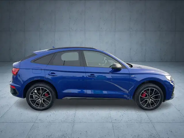 Audi Q5 view 7