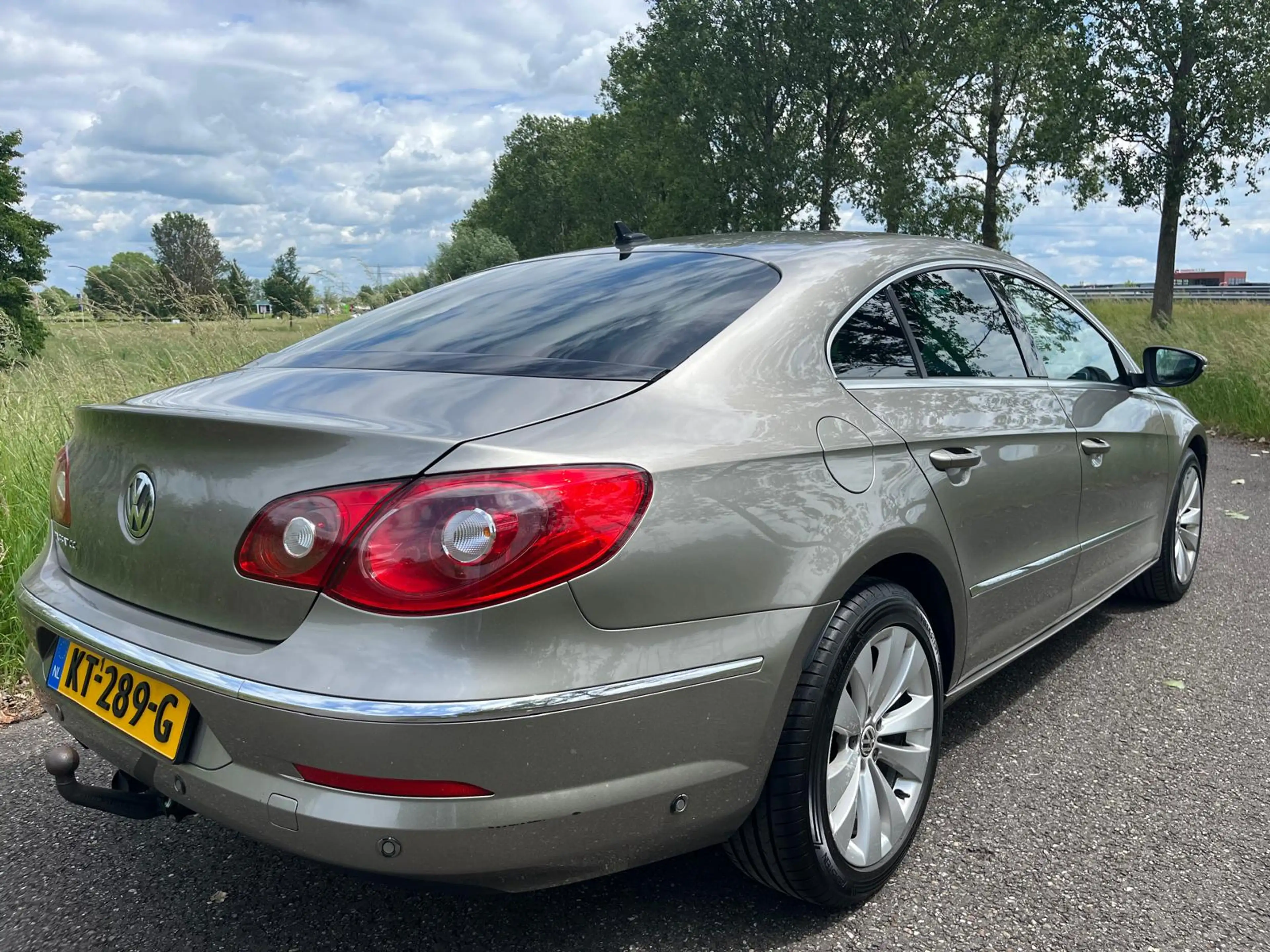 Volkswagen Passat CC 2.0 TSI 4p. — photo 5