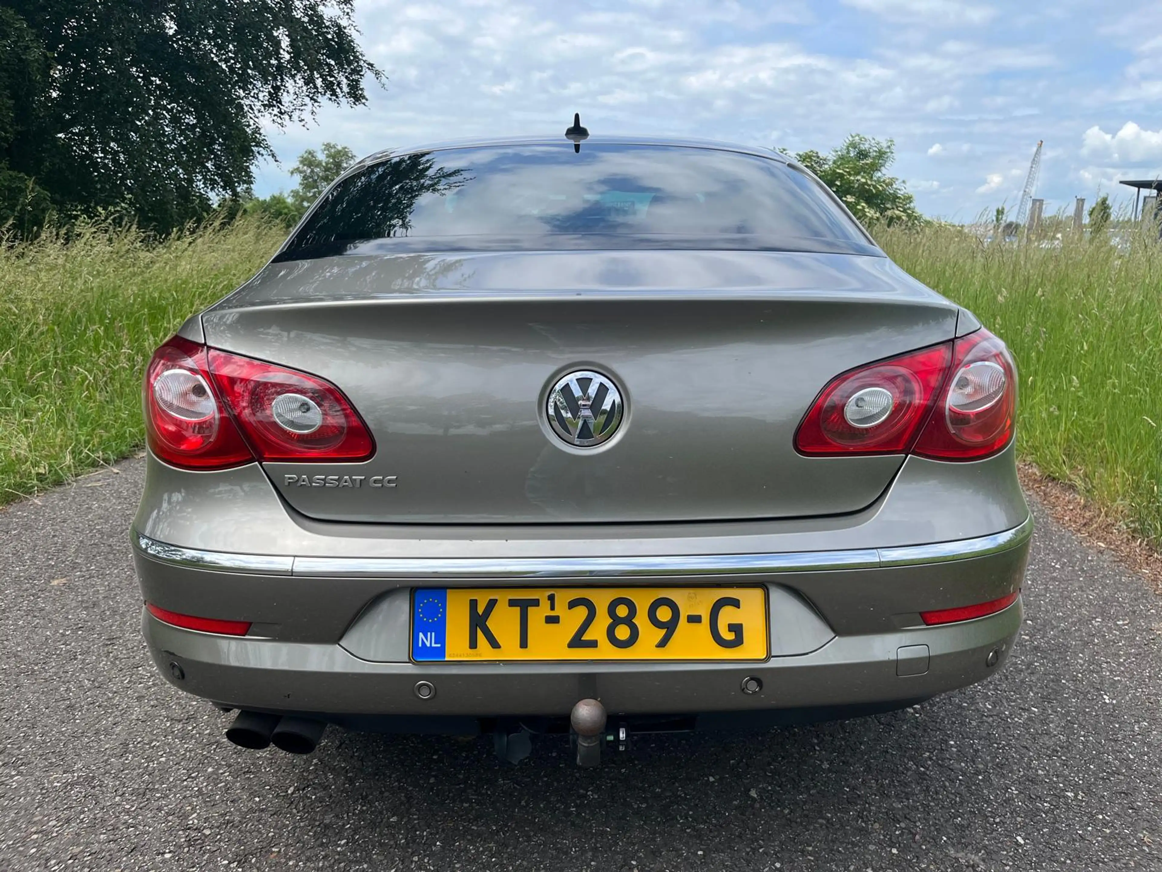 Volkswagen Passat CC 2.0 TSI 4p. — photo 9