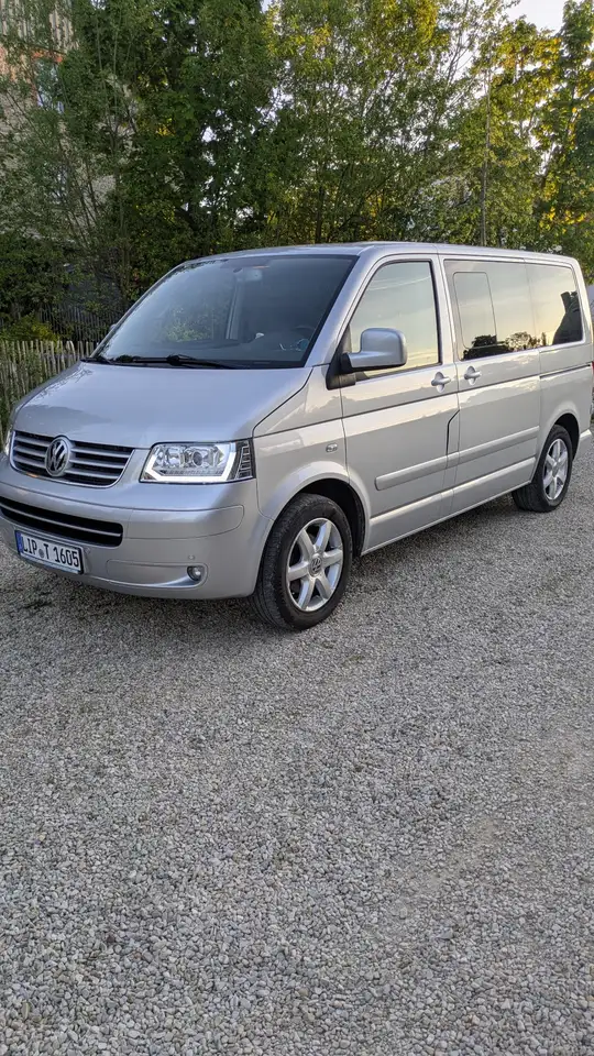Volkswagen T5 California