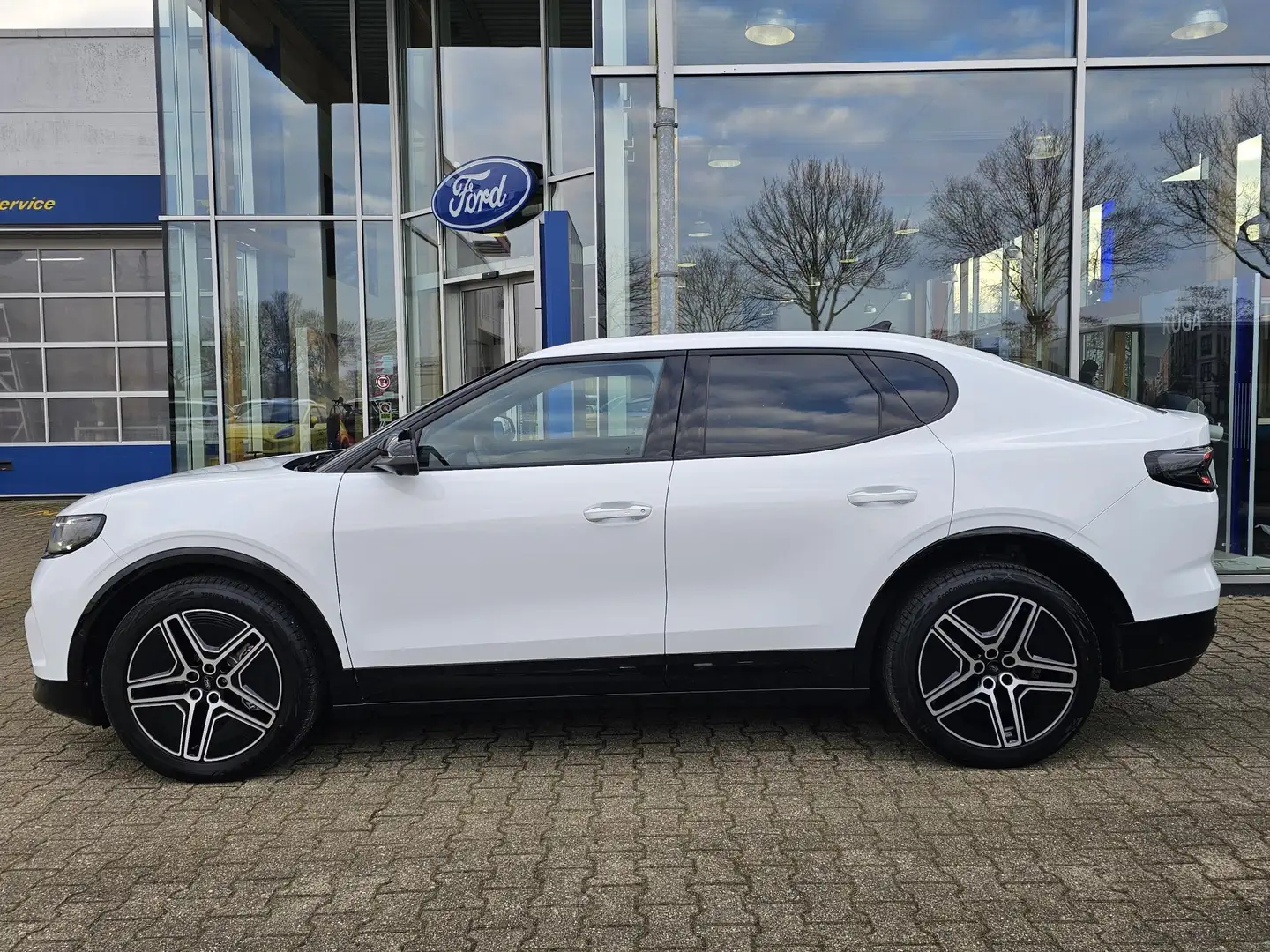 Ford Capri Premium Extended Range RWD 77 kWh 286pk | Driver A Blanc - 2