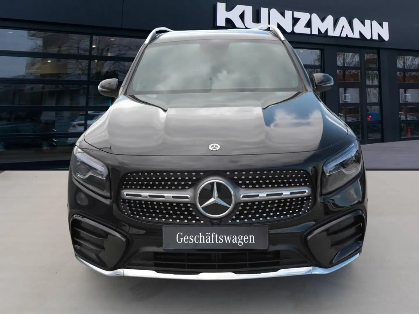 Mercedes-Benz GLB 180 d AMG MBUX Navi-Prem SpurH Kamera AHK Negru - 2