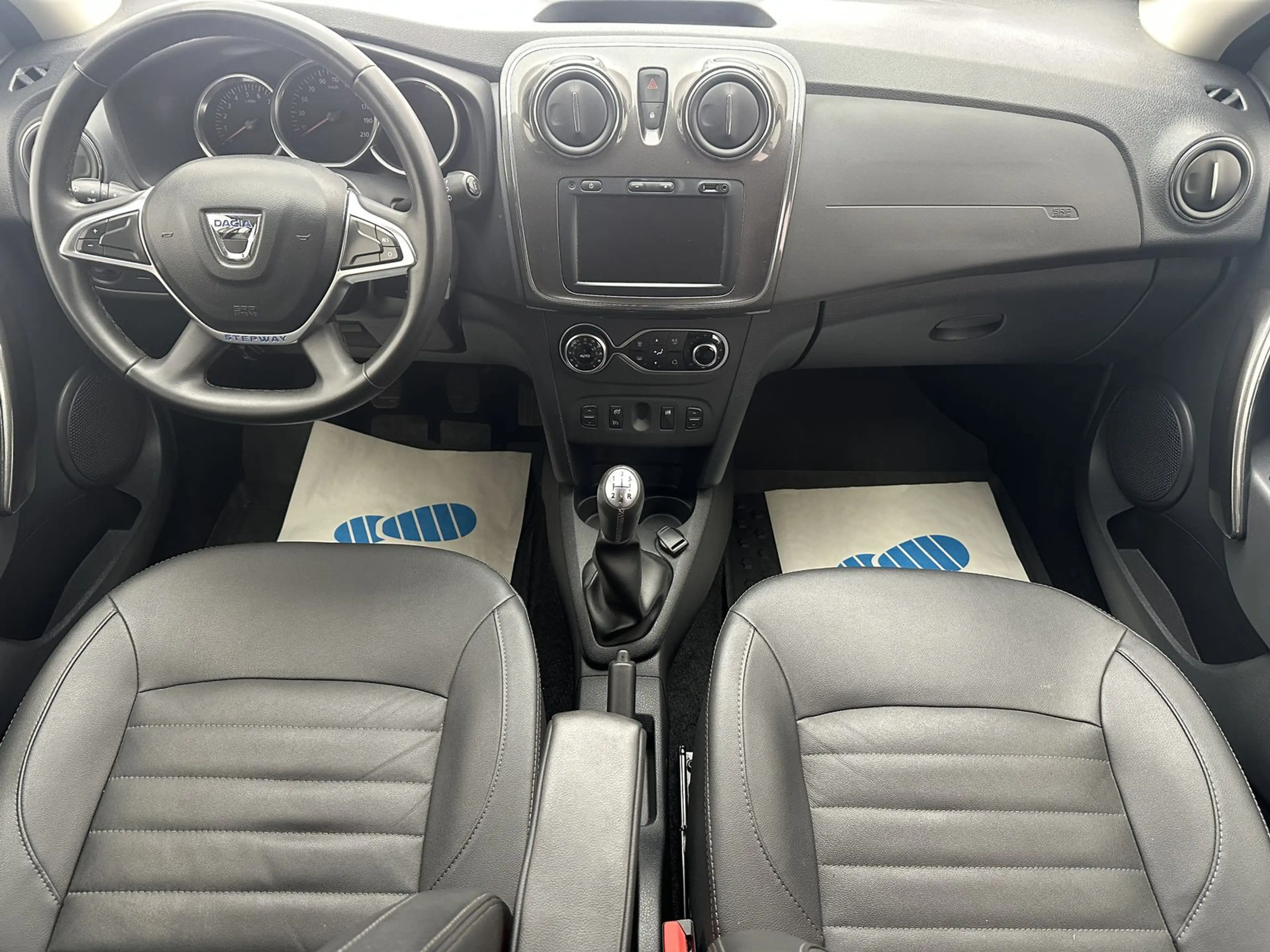 Dacia Logan Stepway "1 HAND-LEDER-NAVI-CAM-TEMPO-ALU" — photo 12