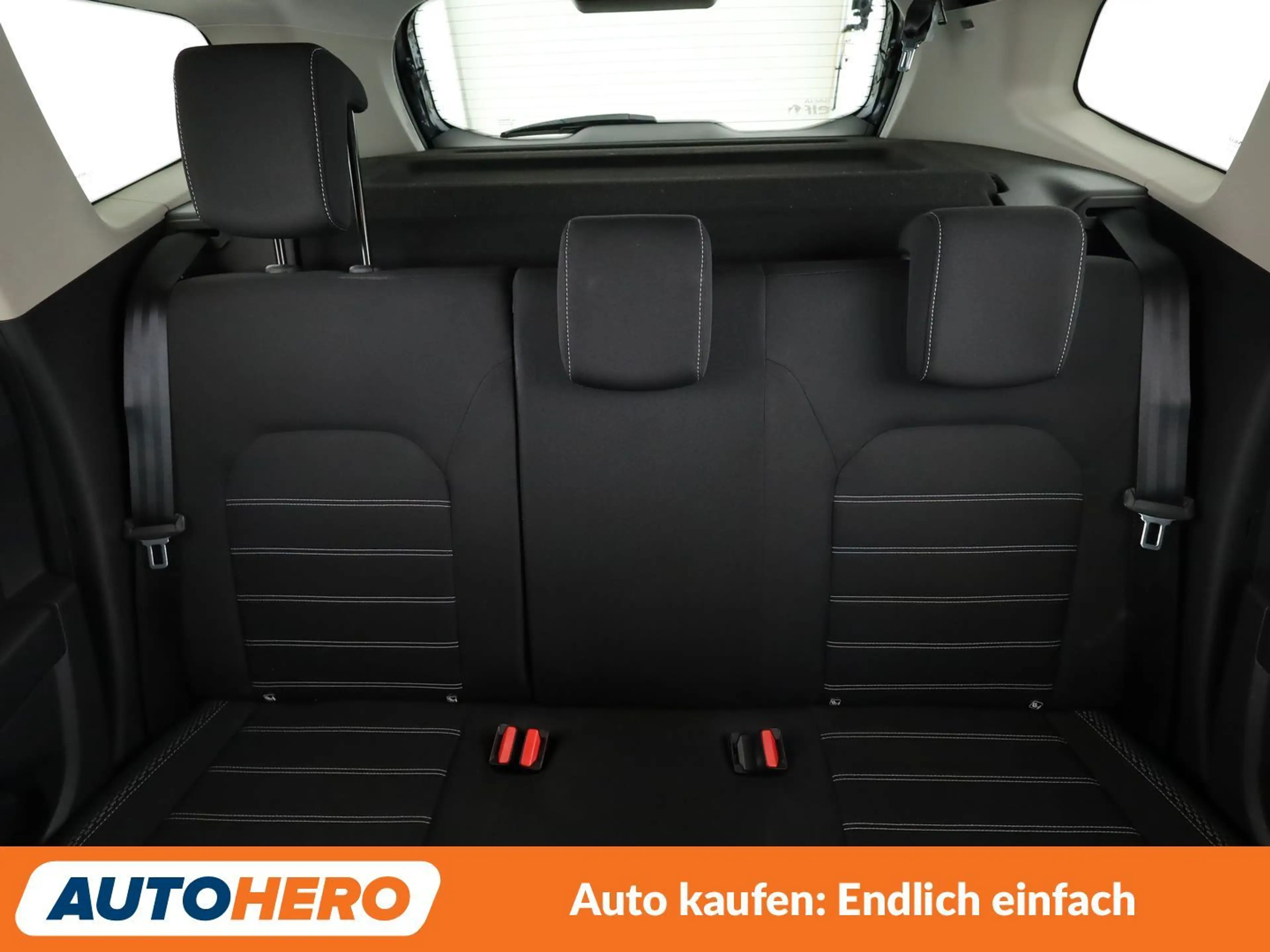 Dacia Duster 1.3 TCe Prestige*NAVI*TEMPO*PDC*SHZ*LIM*ALU* — photo 15