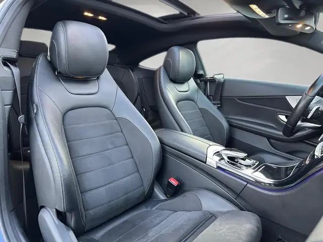 Mercedes-Benz C-Class view 14