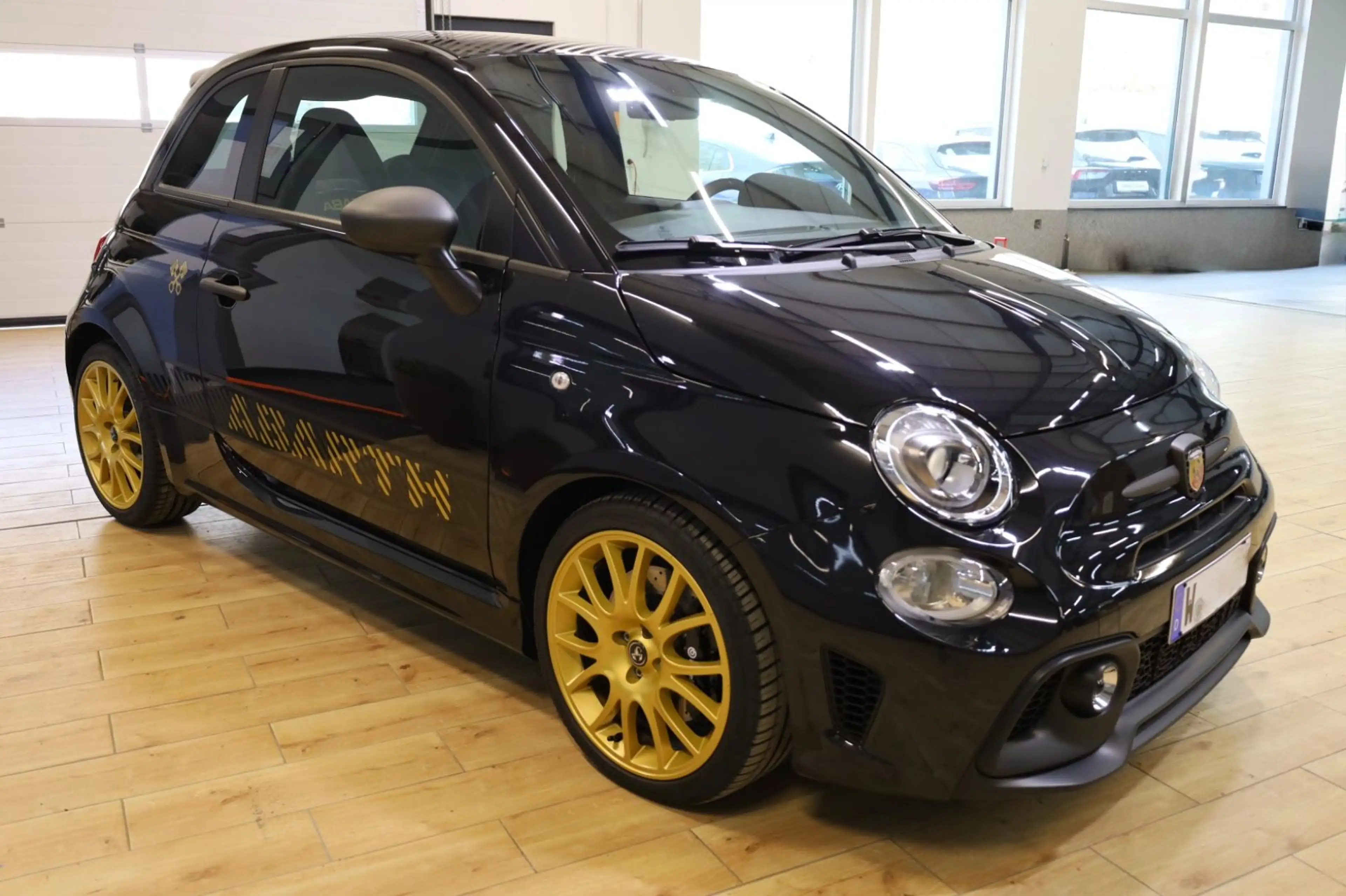 Abarth 500 695 75 Anniversario/Navi/Sportsitze /beats/ — photo 3