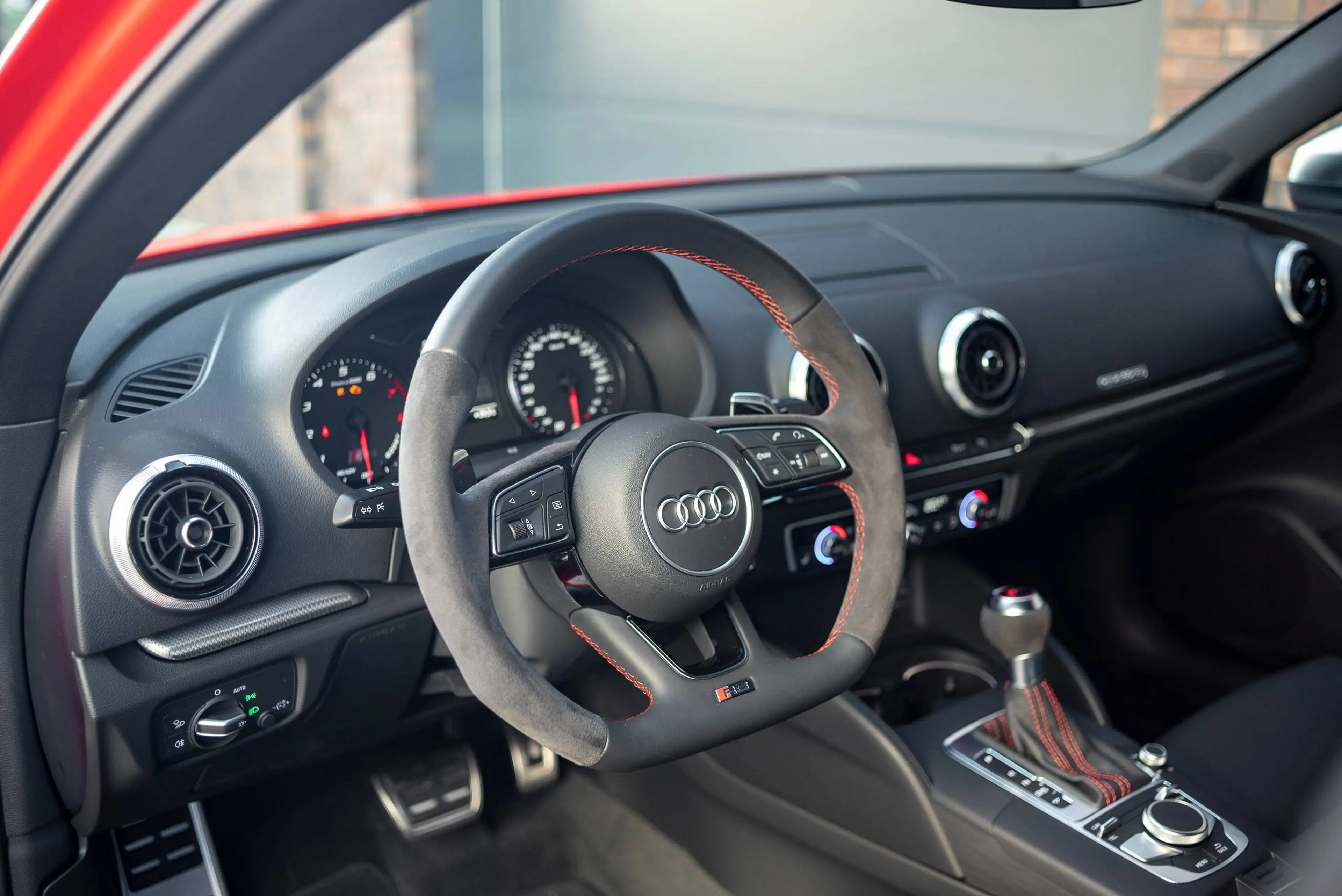 Audi RS3 2.5 TFSI Quattro, OHNE OPF, nur 4.200 KM, Rarität — photo 13