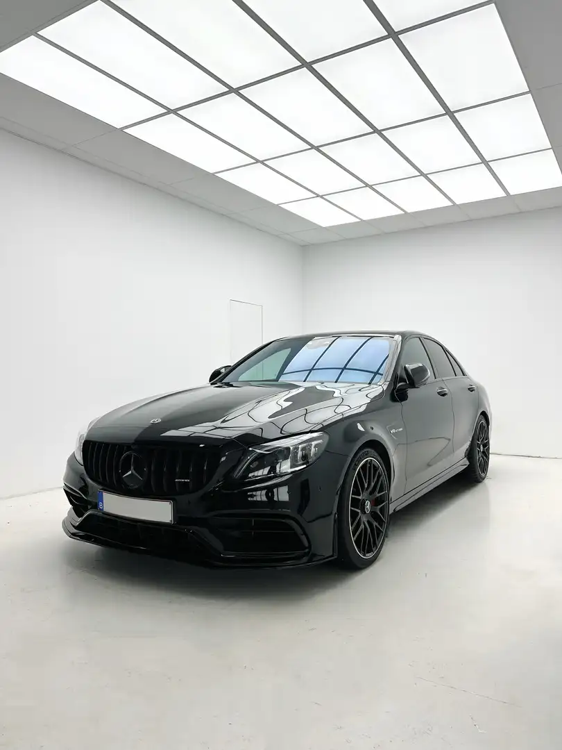 Mercedes-Benz C 63 AMG S - 1