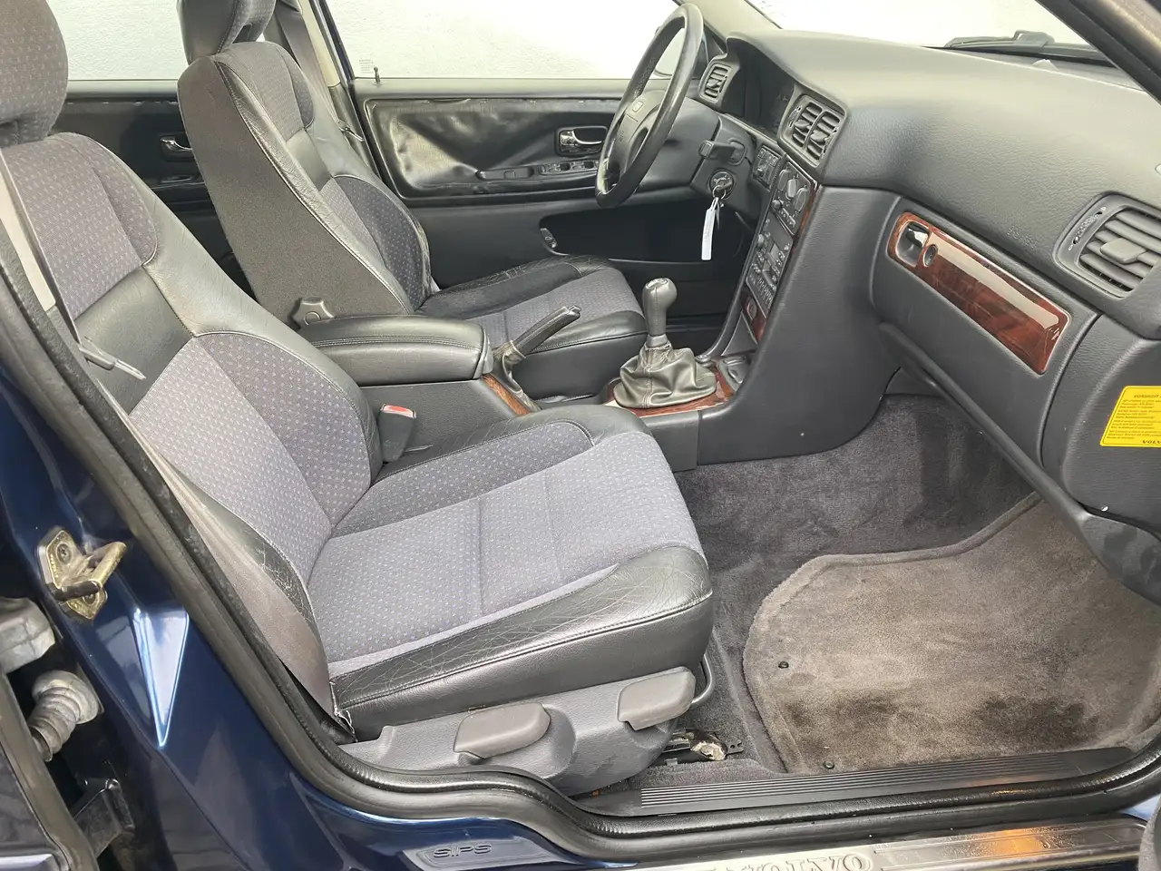 Volvo V70 2.4 5 Zylinder Klima/Teil-Leder/LM+M&S/TÜV NEU, foto 12