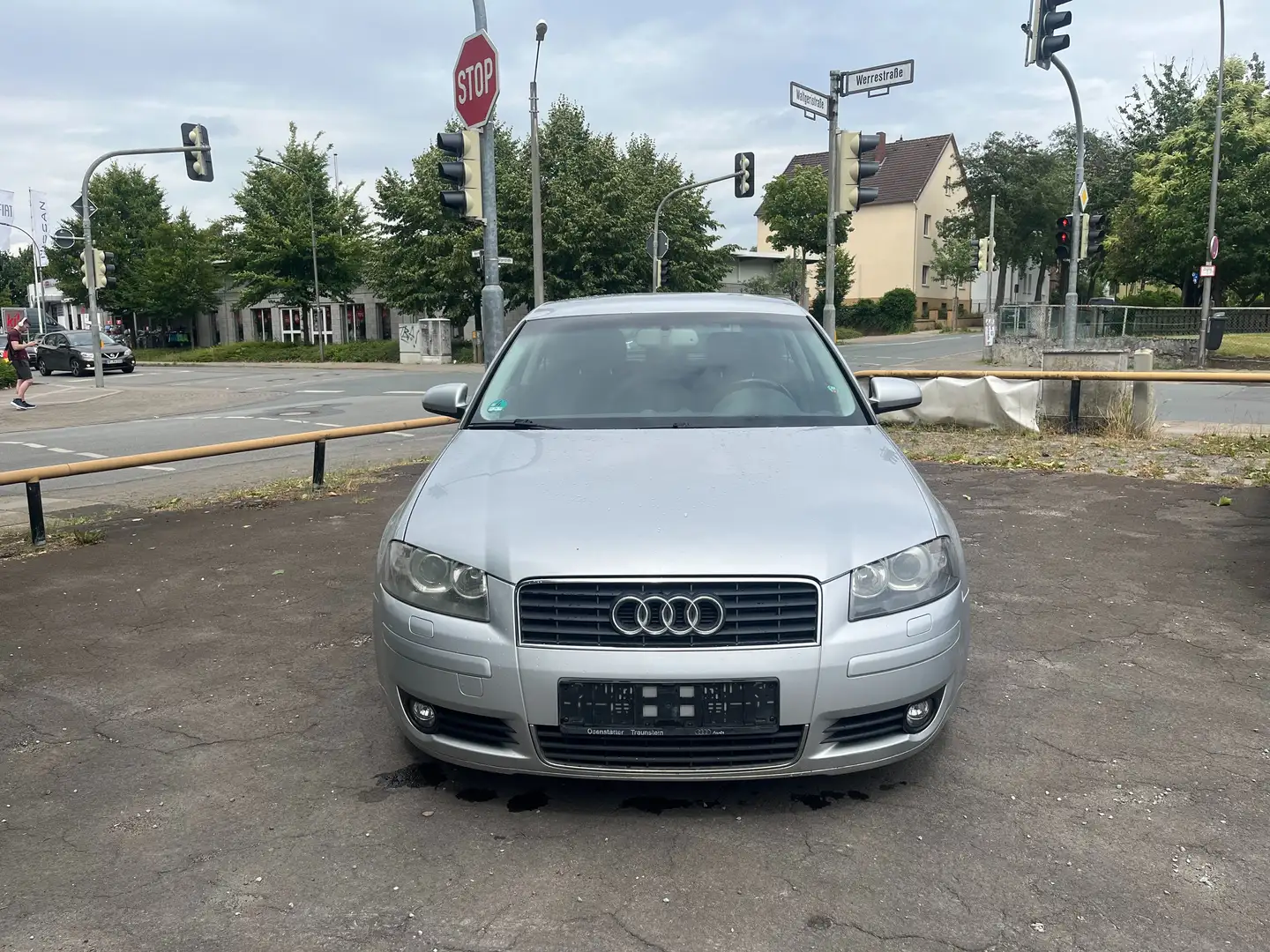 Audi A3 TEMPOMAT*KLIMAAUTOMATIK*SHZ*TÜV/AU*06/2027* Grau - 2