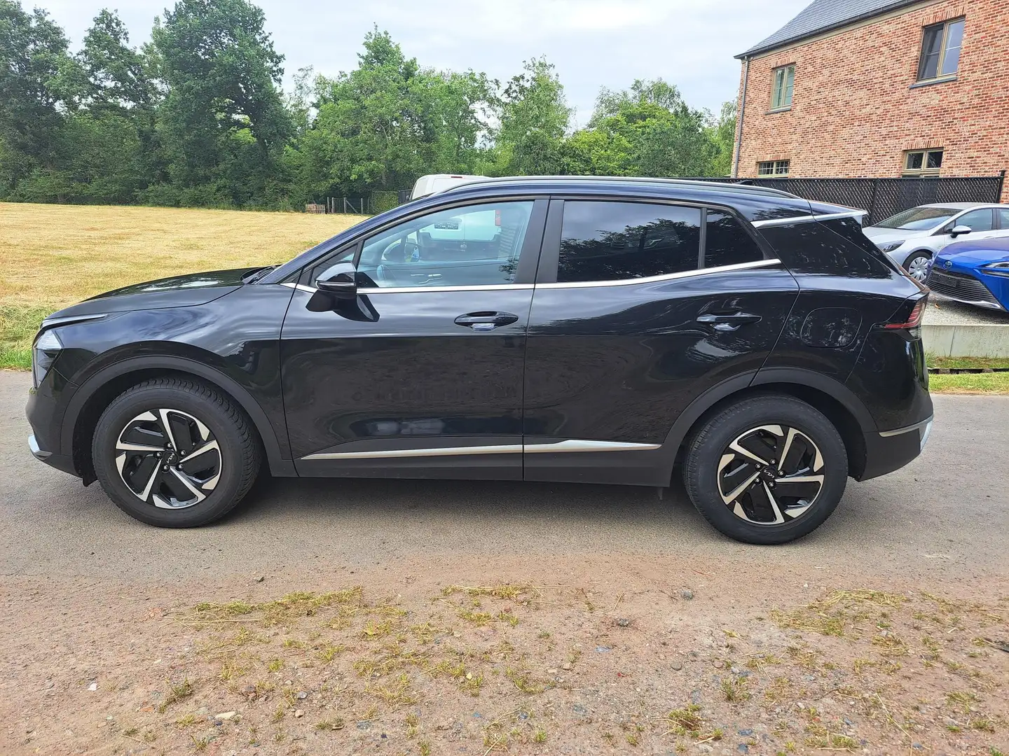 Kia Sportage 1.6 T-GDi Pulse  *NIEUW MODEL* Zwart - 1