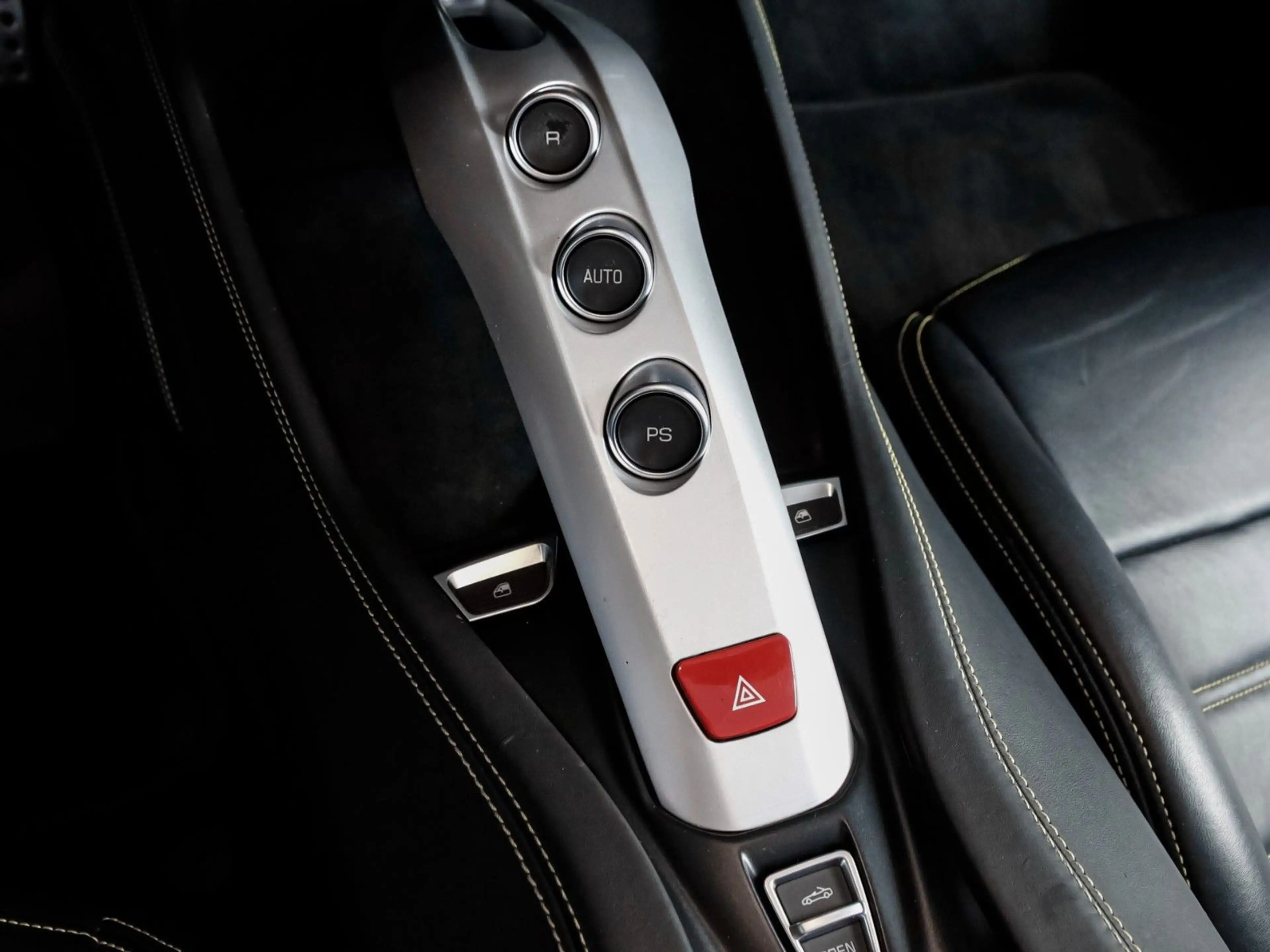 Ferrari California HANDLING SPECIALE-SERVICE NEU-DEUTSCH — photo 14