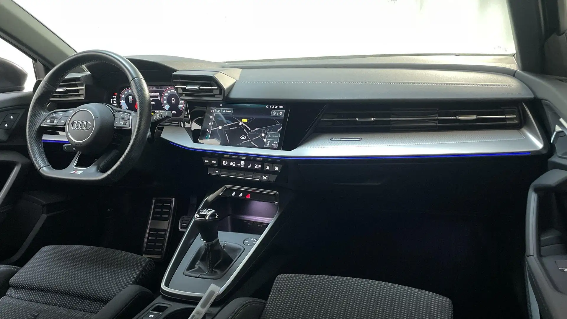 Audi A3 Sportback 30 TFSI S edition LED Leder-Stof Virtual Gris - 2